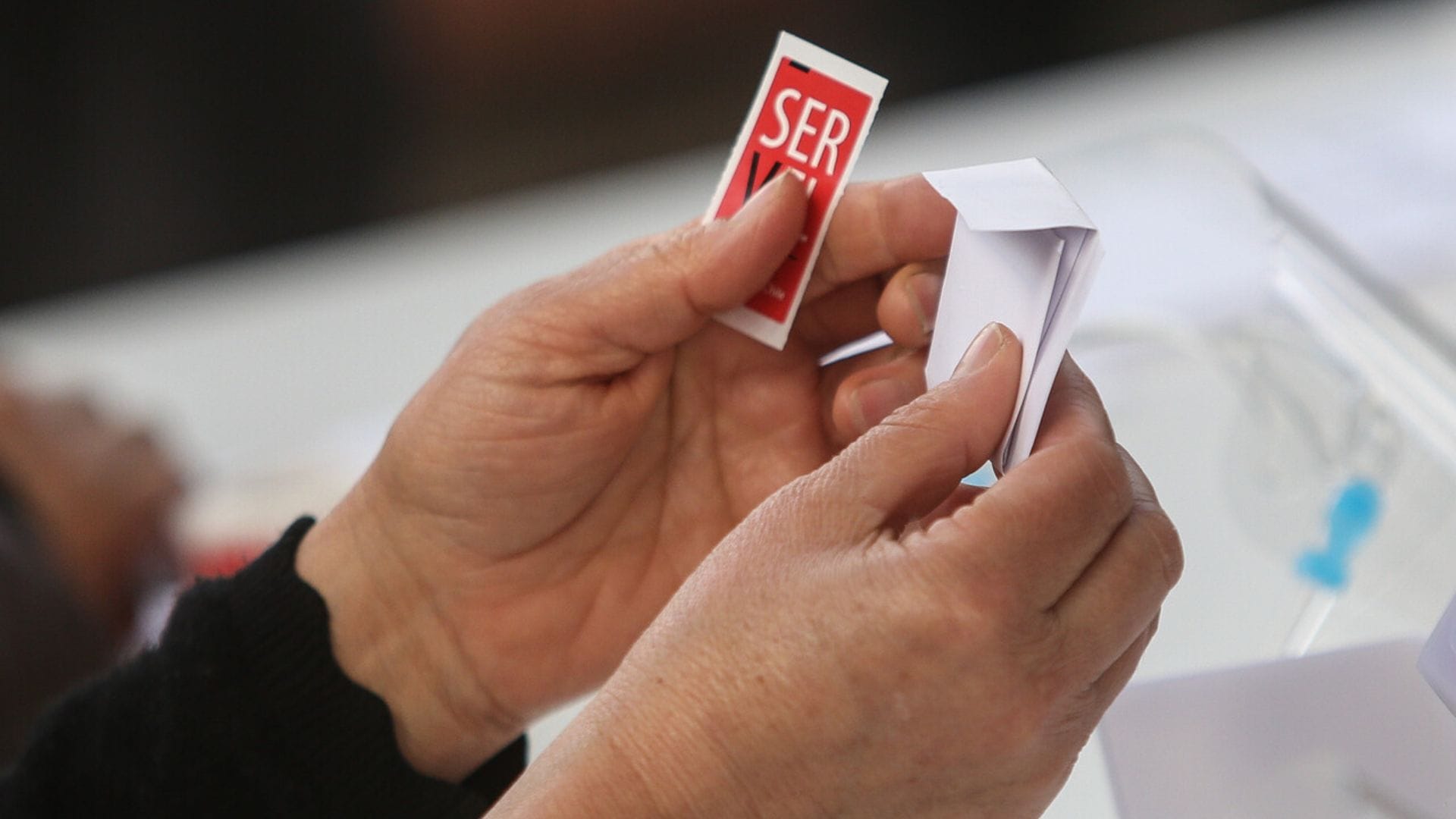 Editorial: ¿elecciones en uno o dos días?