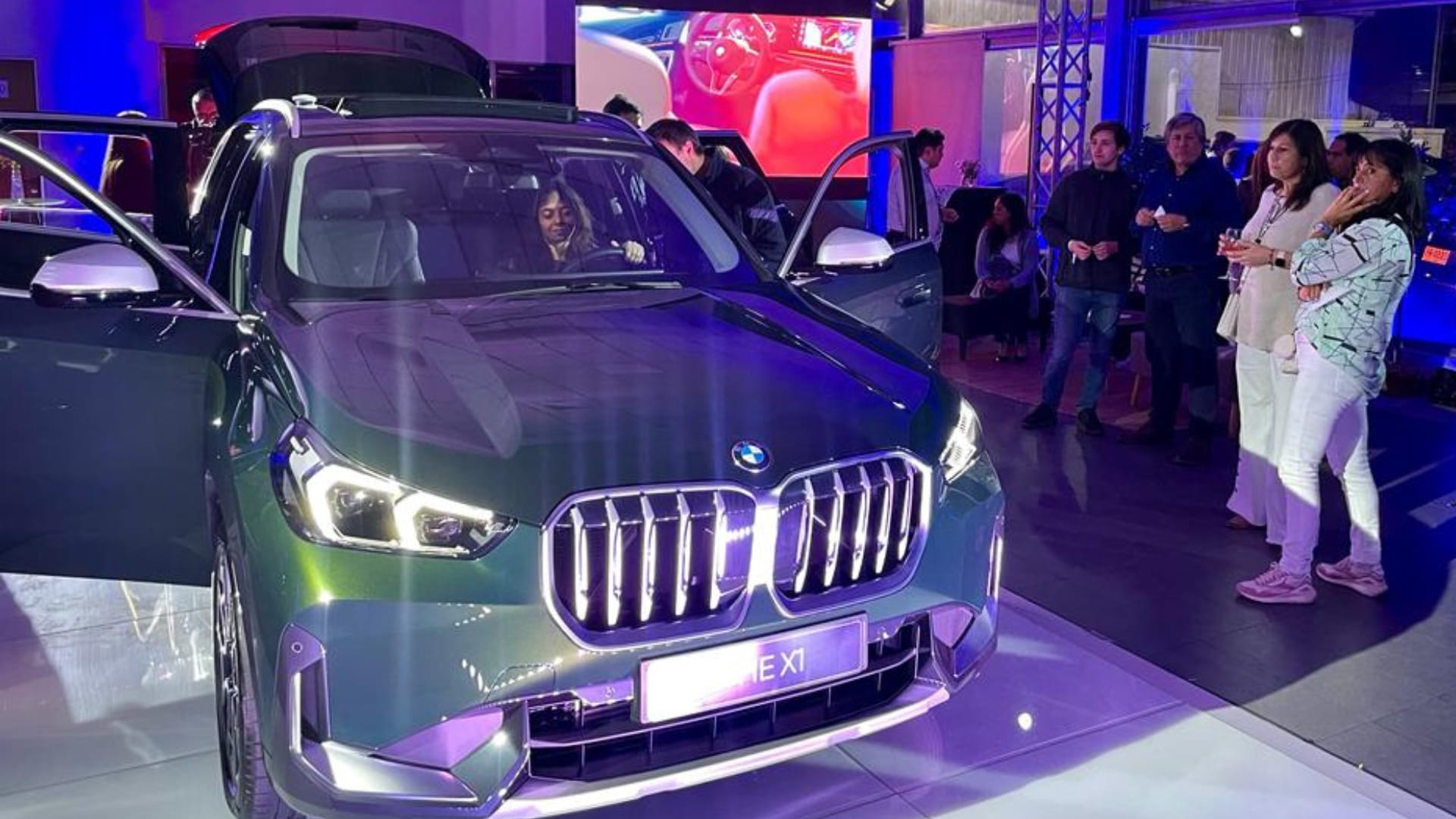Llega a Concepción el BMW más vendido en Chile: Automotora que lo trajo revela su precio