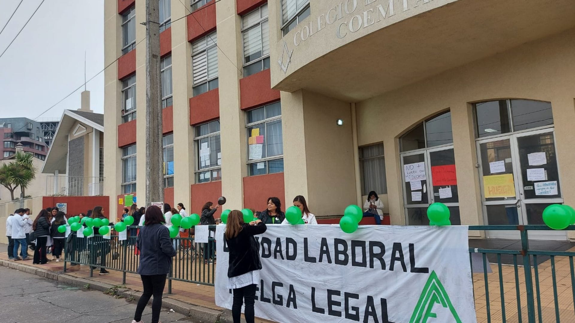 Colegio Etchegoyen de Talcahuano inició Huelga legal