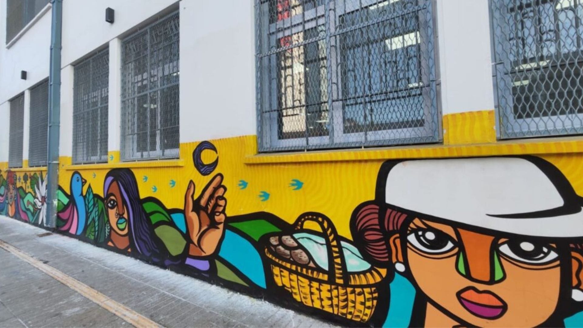 Editorial: Dia de la mujer, persisten las brechas porque el establishment político y empresarial lo permiten