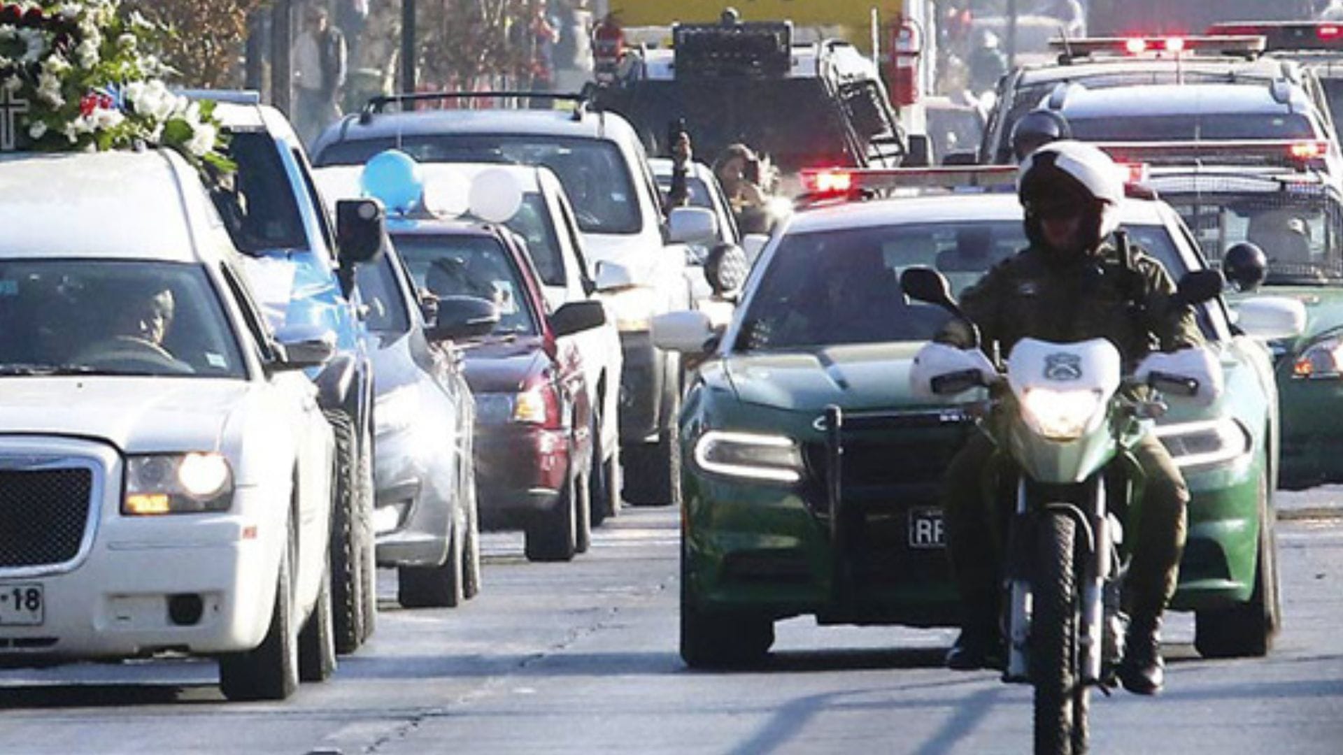 Editorial: El mundo al revés, funeral narco o de “alto riesgo” pautea los horarios de clases