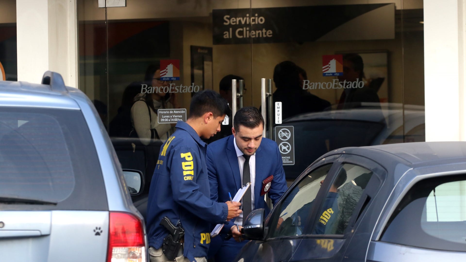 Atrapan a hombre y mujer por asaltos en salida de bancos del Gran Concepción