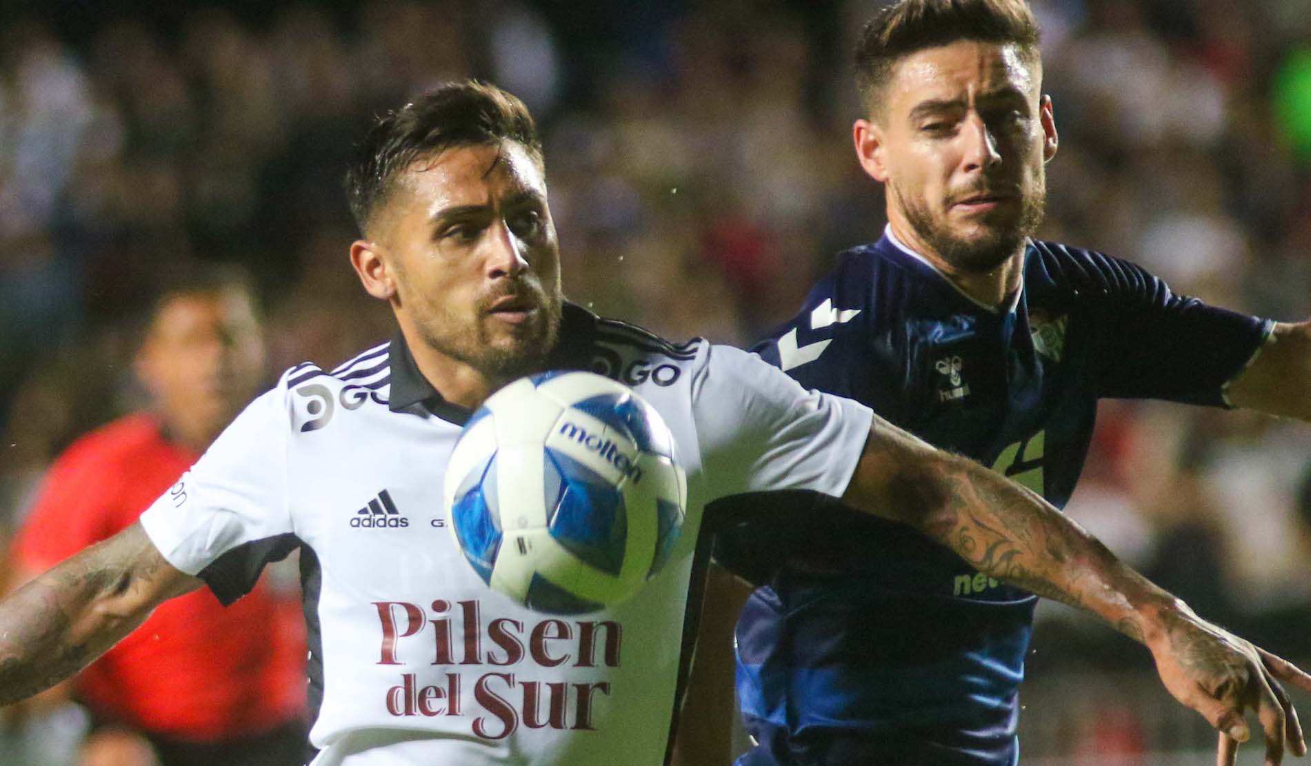 ¡Tremendo! La Conmebol decidiría que Colo Colo enfrente en Concepción a Boca Juniors por la Copa Libertadores