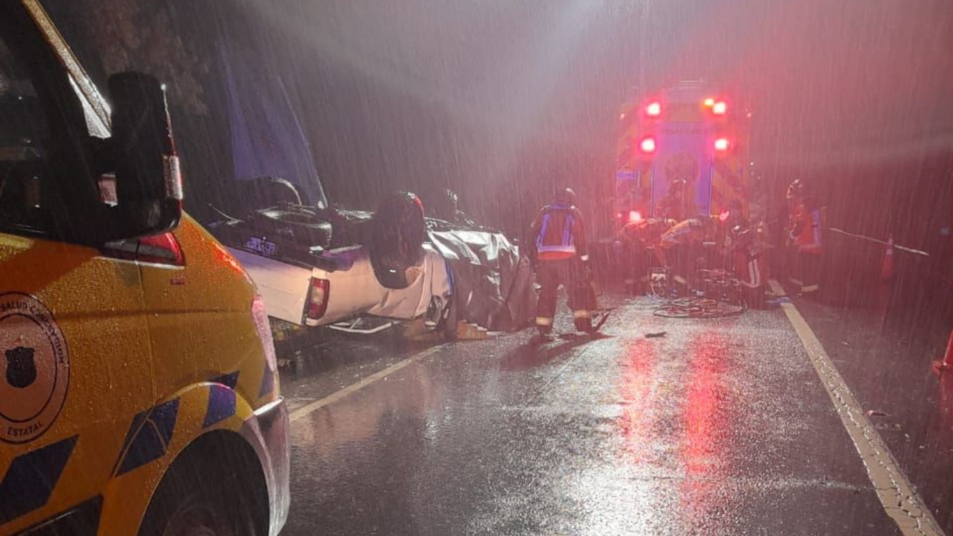 Un fallecido deja accidente de tránsito en Ruta de la Madera: Camioneta volcó
