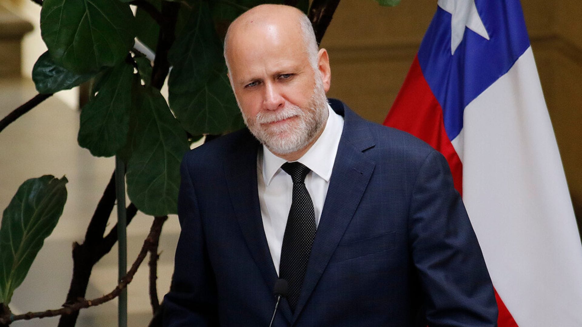 Álvaro Elizalde llega al Gobierno para asumir como ministro de Segpres tras renuncia de Ana Lya Uriarte