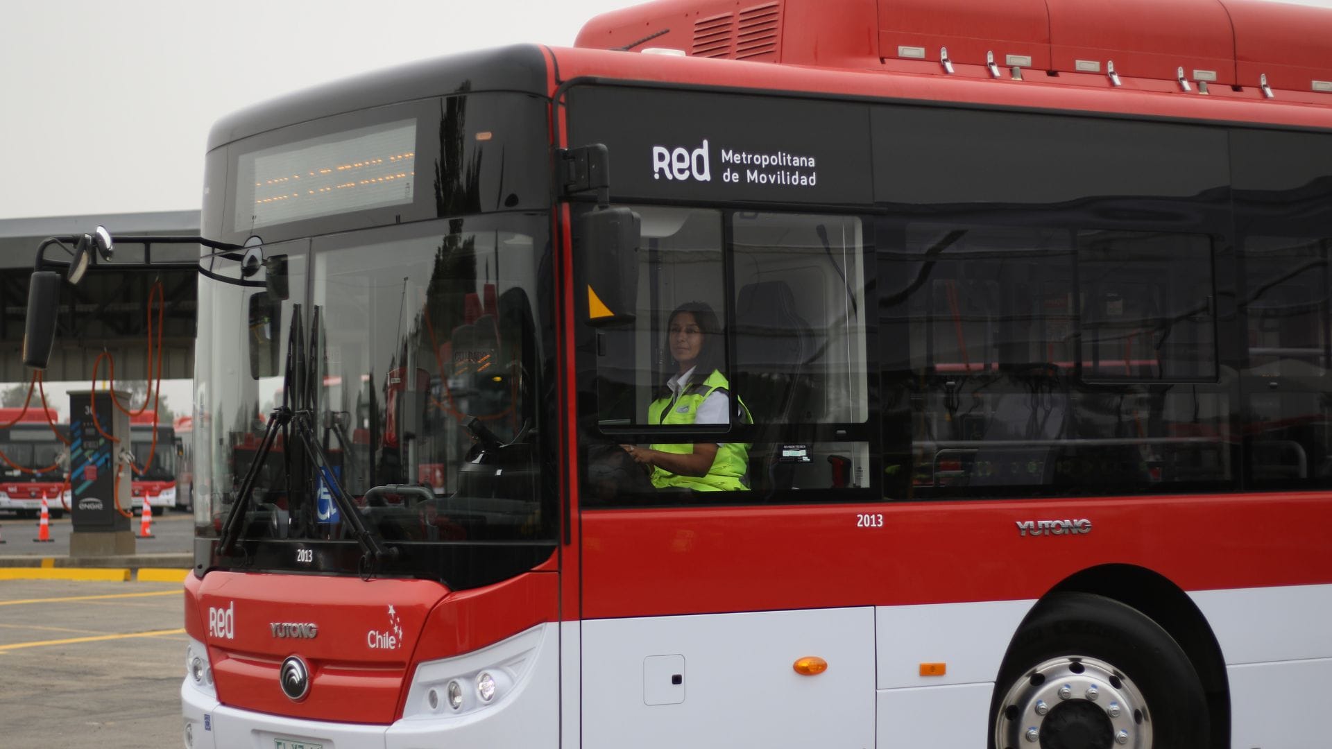 EFE Sur llama a licitación para comprar 25 buses eléctricos para Concepción