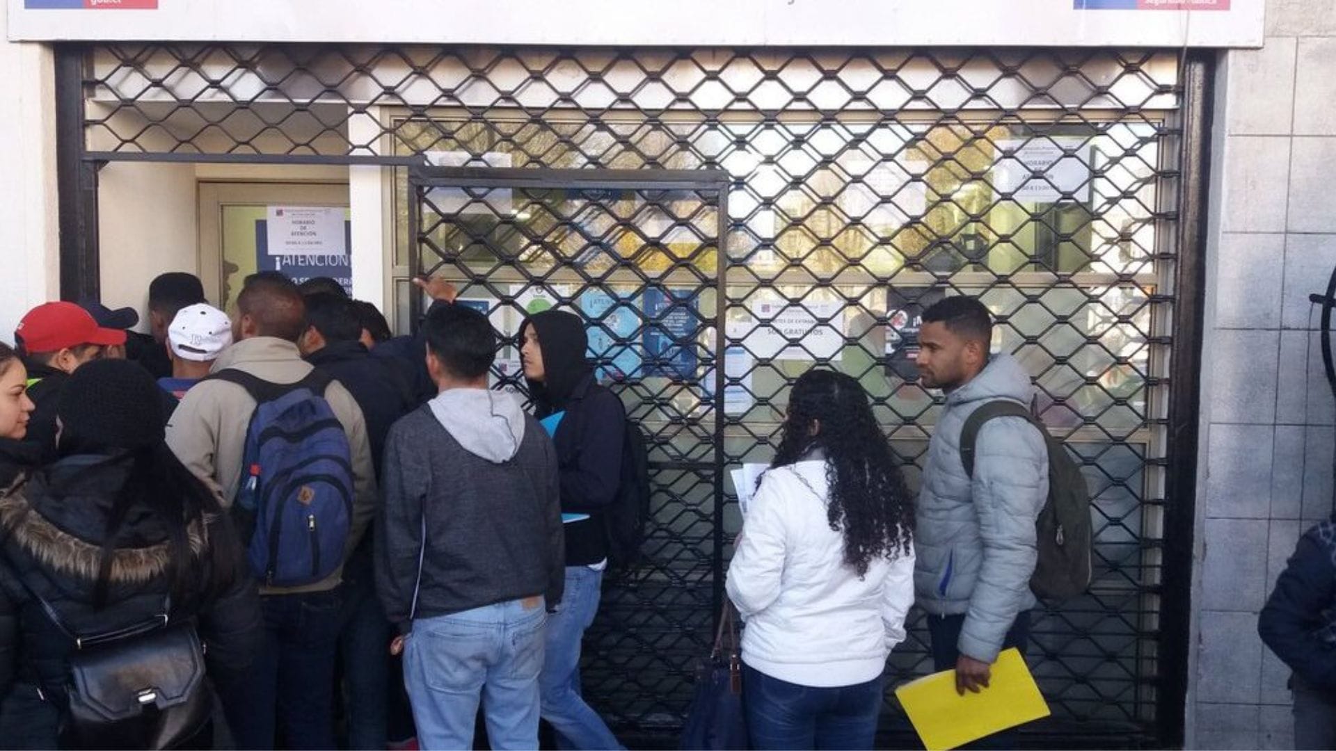 Editorial: La medida de enviar a prisión a todos los extranjeros indocumentados puede tener algunos problemas
