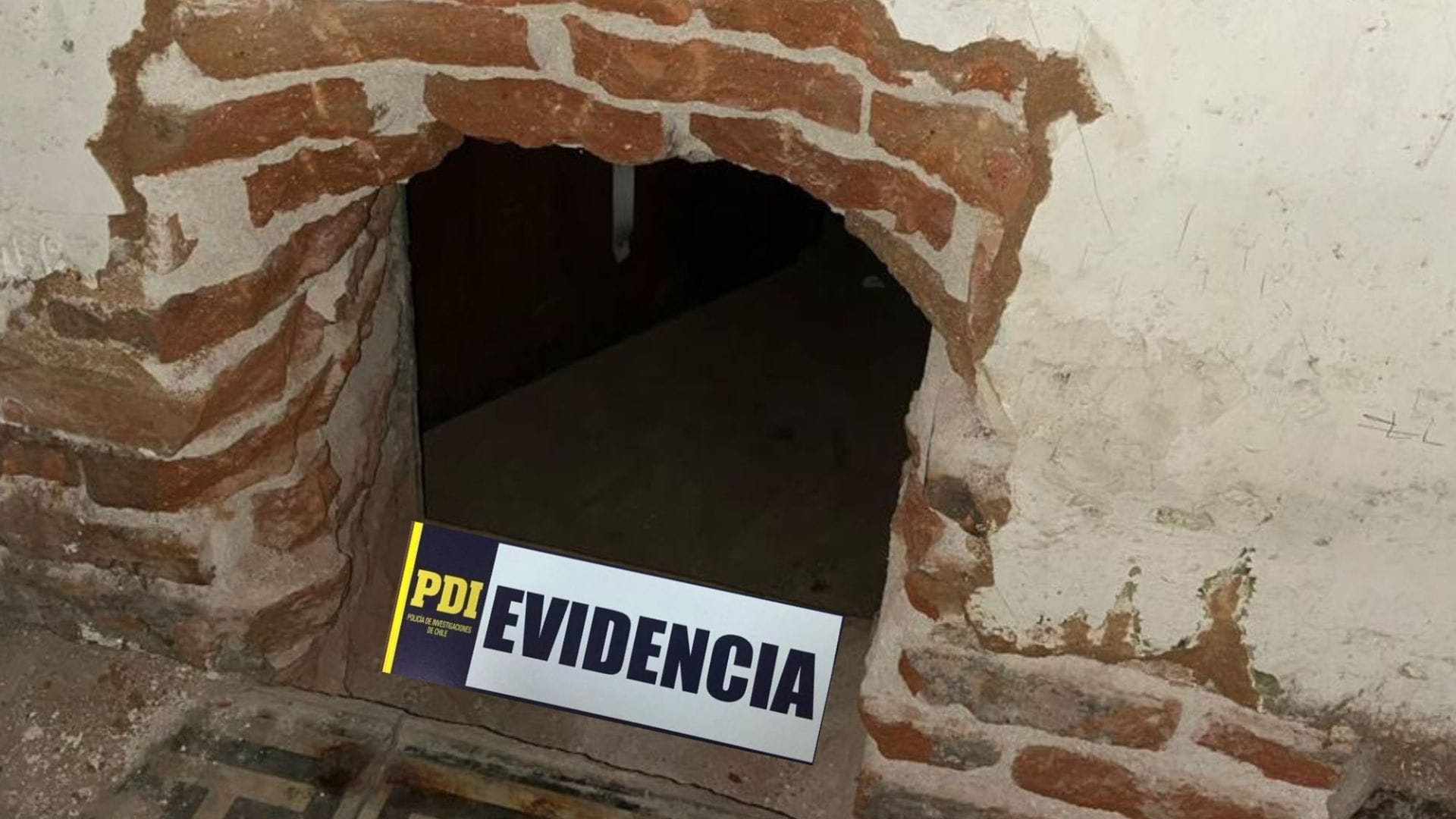 Frustran intento de robo hacia entidad bancaria en Valparaíso: Detectaron forados en vivienda colindante