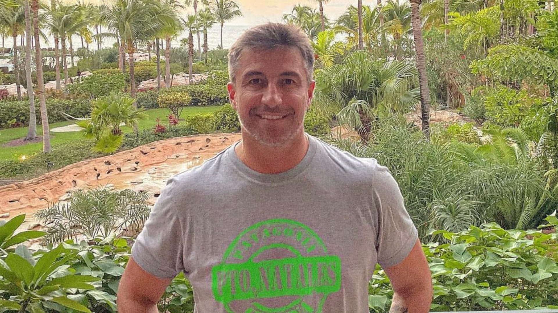 “Se ve mucha complicidad”: Fernando Solabarrieta fue captado con misteriosa mujer