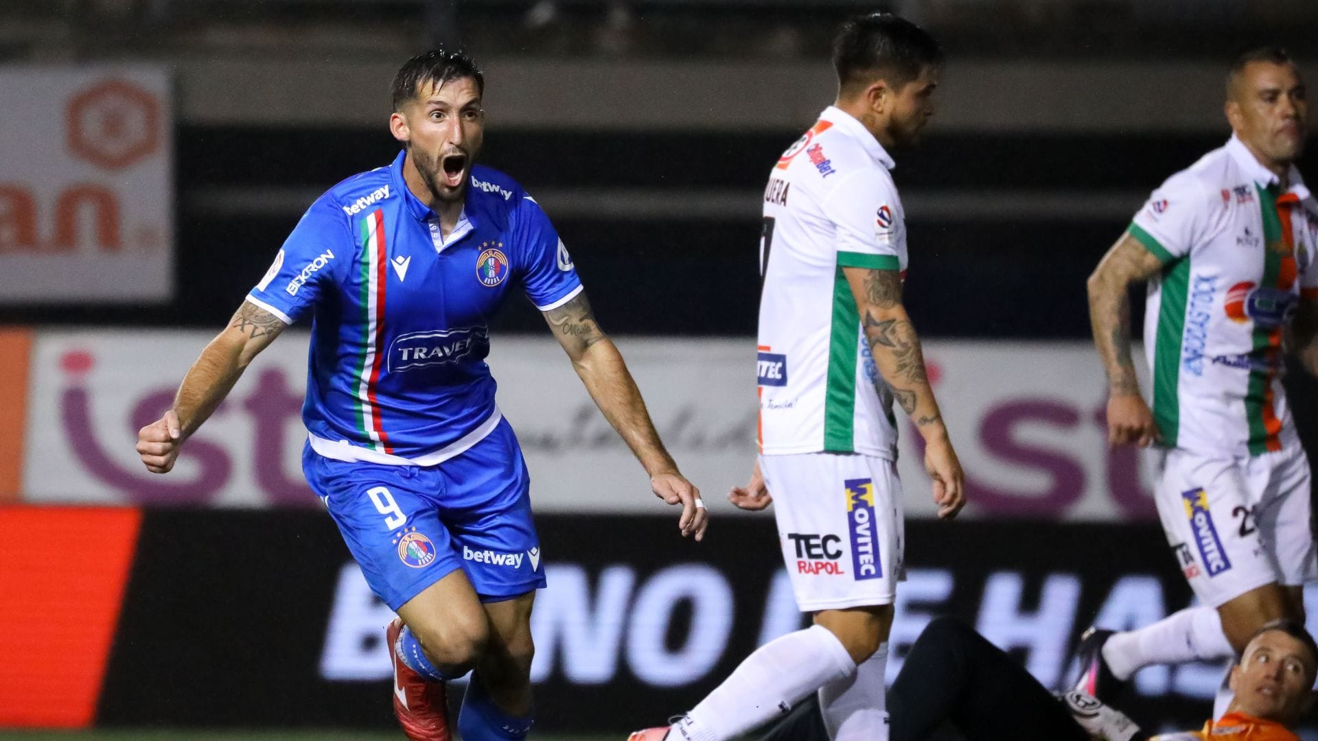 Audax Italiano se impuso sobre el final a Cobresal en La Florida
