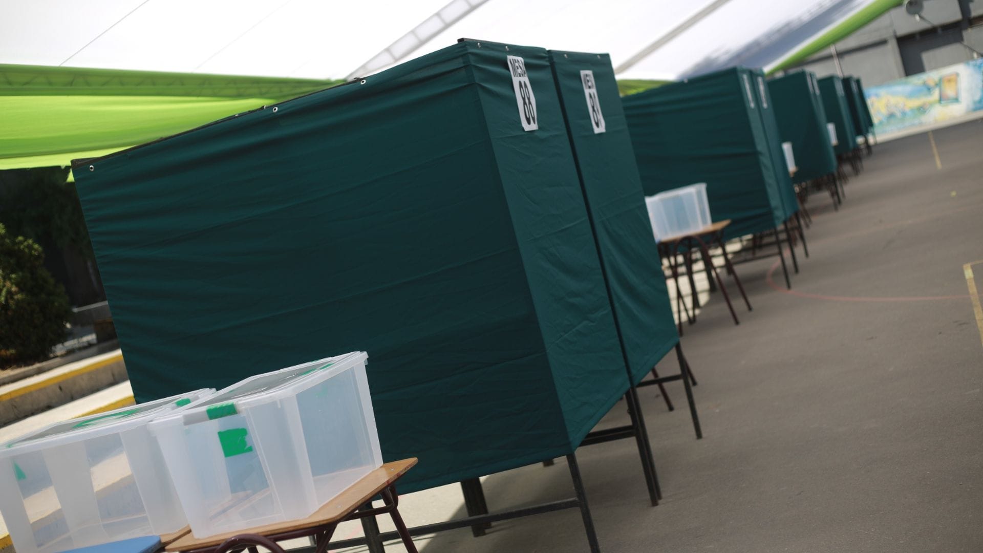 Servel reconoce errores en georreferenciación y actualiza miles de locales de votación: Comprueba con tu RUT el tuyo