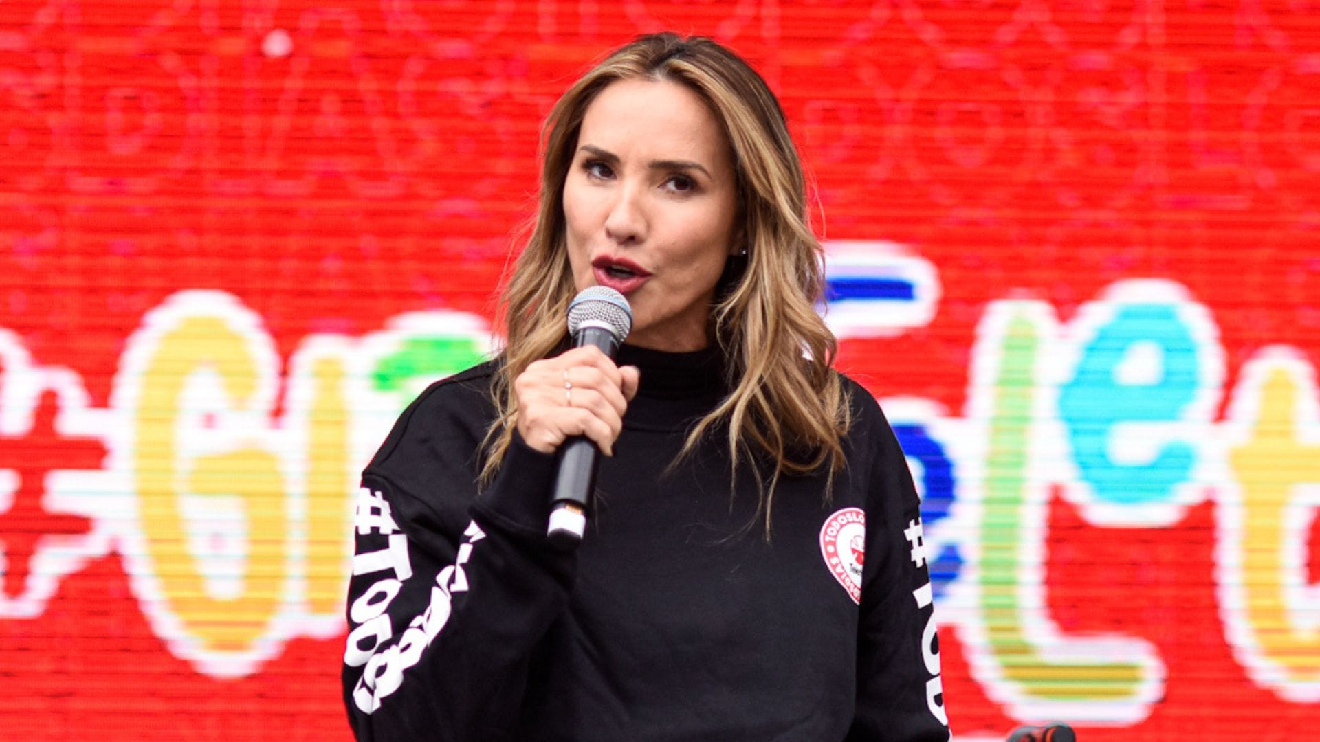 “La llevan a almorzar en helicóptero…”: Aseguran que Angélica Castro estaría en un nuevo romance