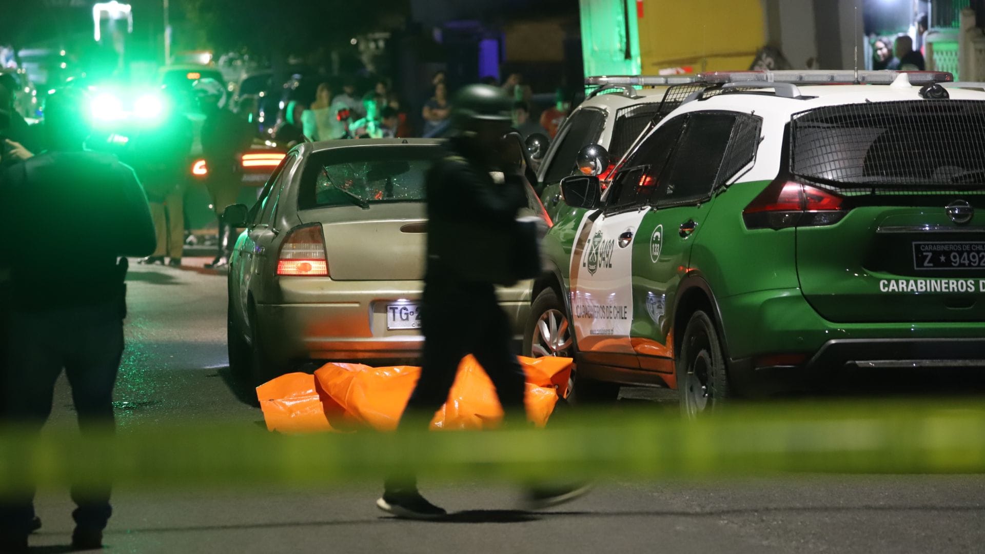 Carabinero usó subametralladora UZI para abatir a sujeto que atropelló a policía durante control en San Antonio