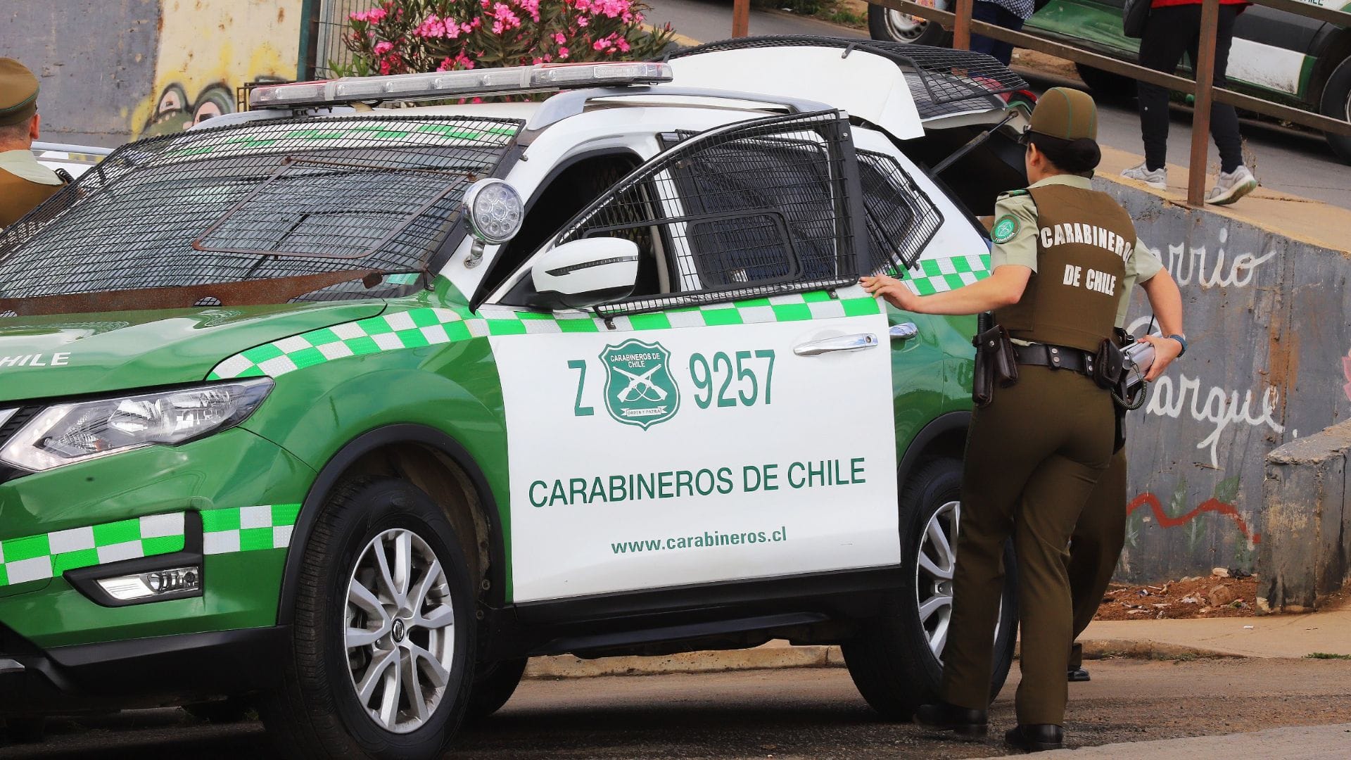 Vallejo anuncia que plan “Calles Sin Violencia” parte en abril en Santiago: ¿Cuándo llegará al resto de las comunas?