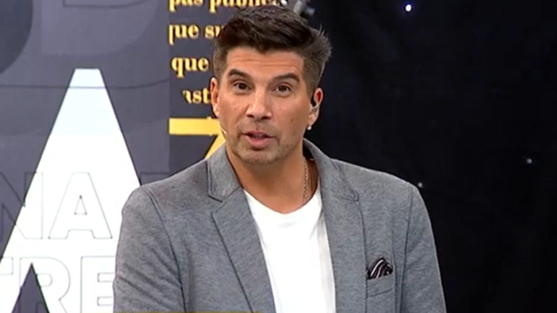 Mario Velasco en picada contra Mega por nuevo programa de farándula: Los acusó de “traición”