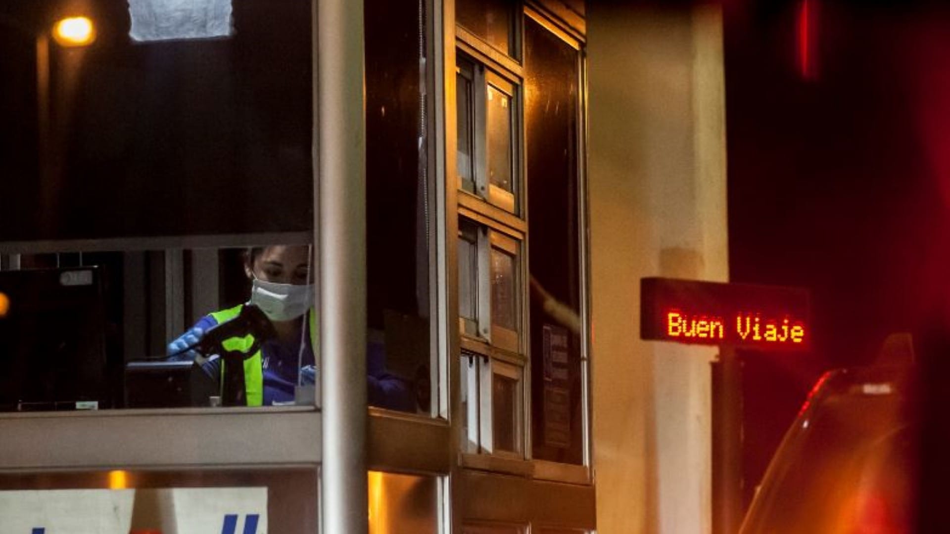 Delincuentes armados intimidan a trabajadores para asaltar peaje en la Ruta de la Madera