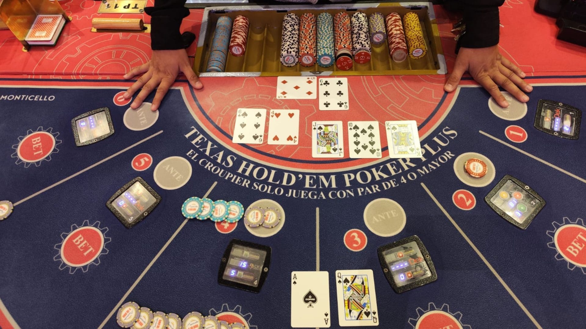 “El dinero me cayó del cielo”: Hombre ganó más de $150 millones tras jugar póker en Casino Monticello