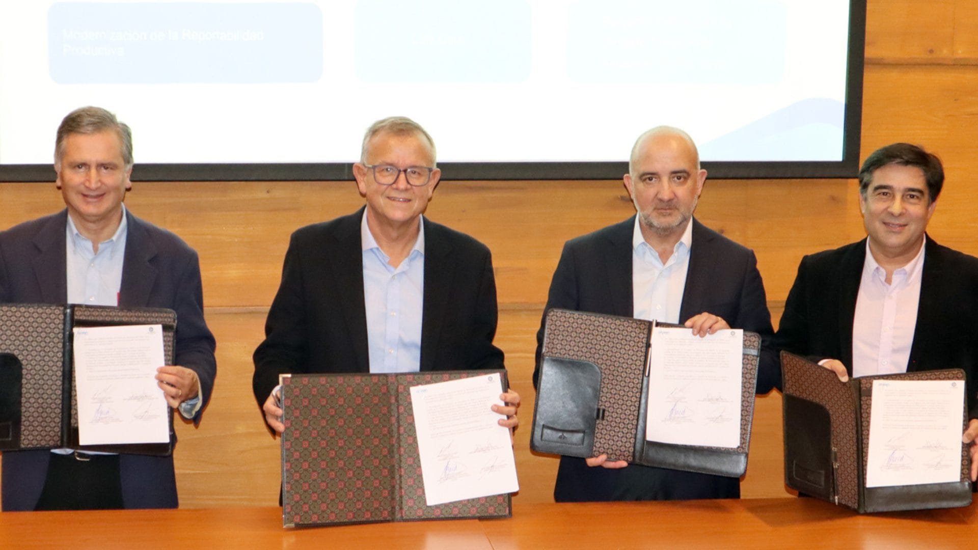 USS y Orizon firman convenio para optimizar eficiencia energética y productividad