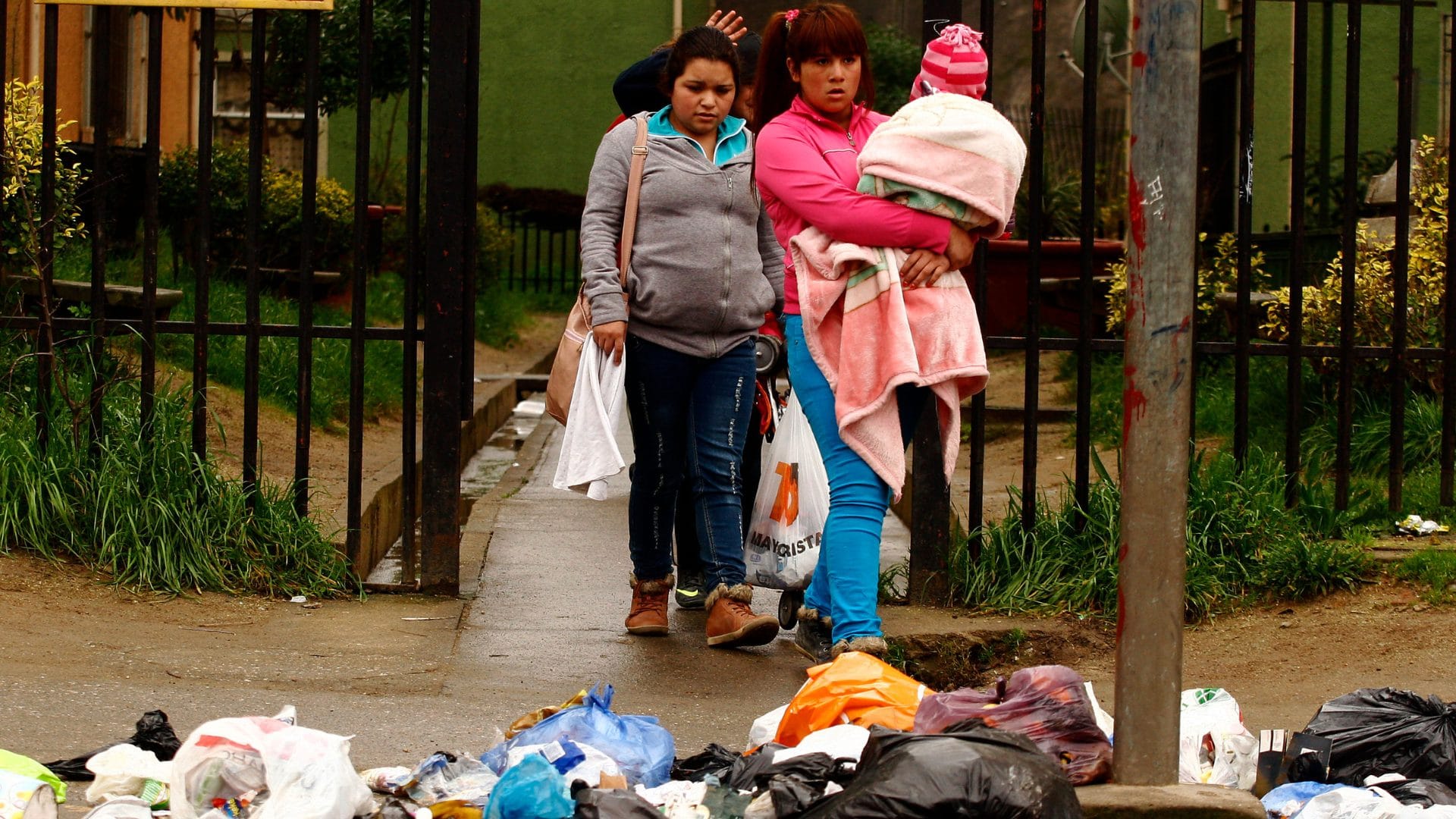 “Vamos a tener un colapso sanitario”: Crisis de la basura alerta a Hualpén y otras comunas del Biobío
