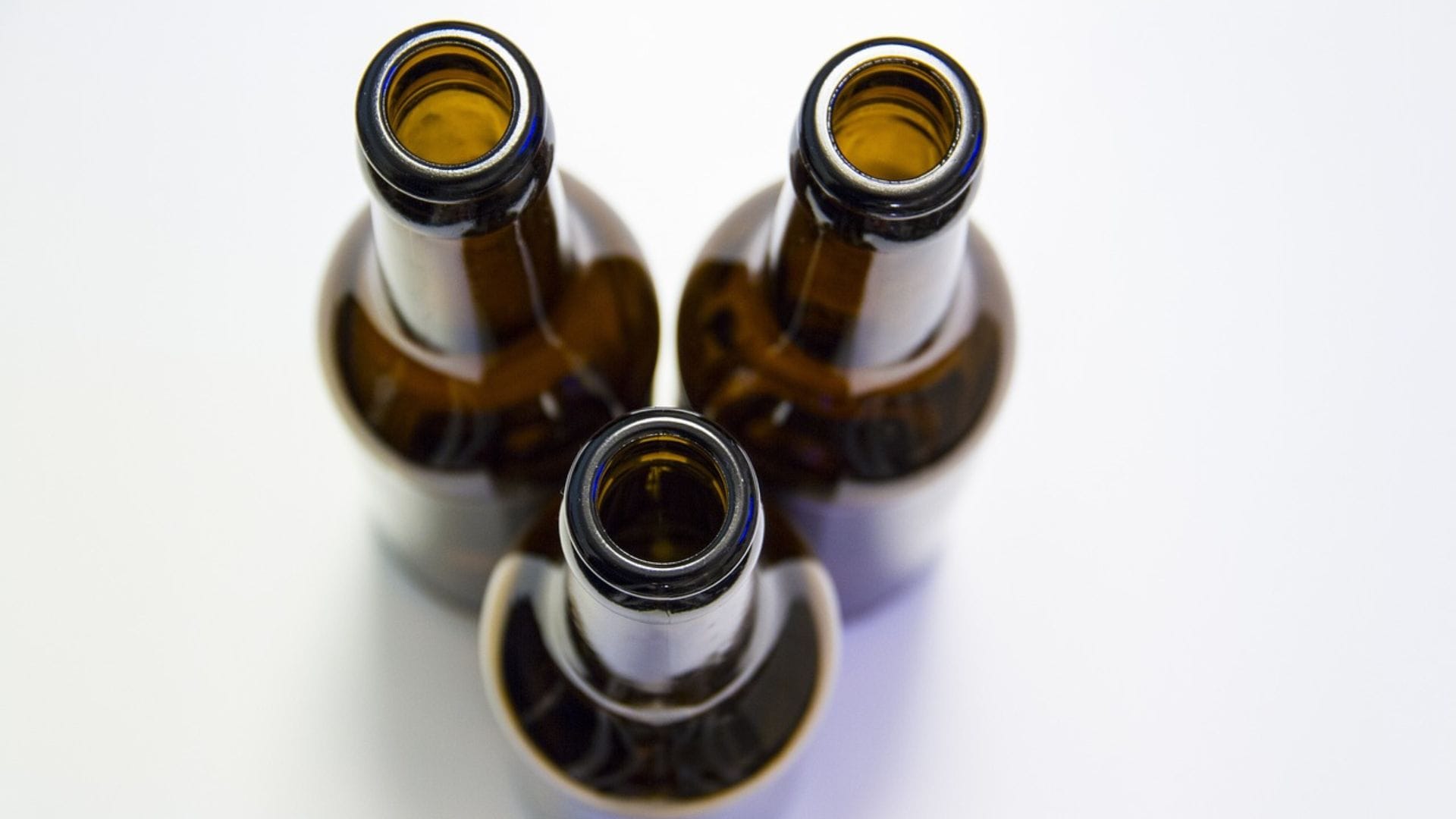 Mujer intervino en discusión y su sobrina le agredió con botella de cerveza en la cabeza en Punta Arenas