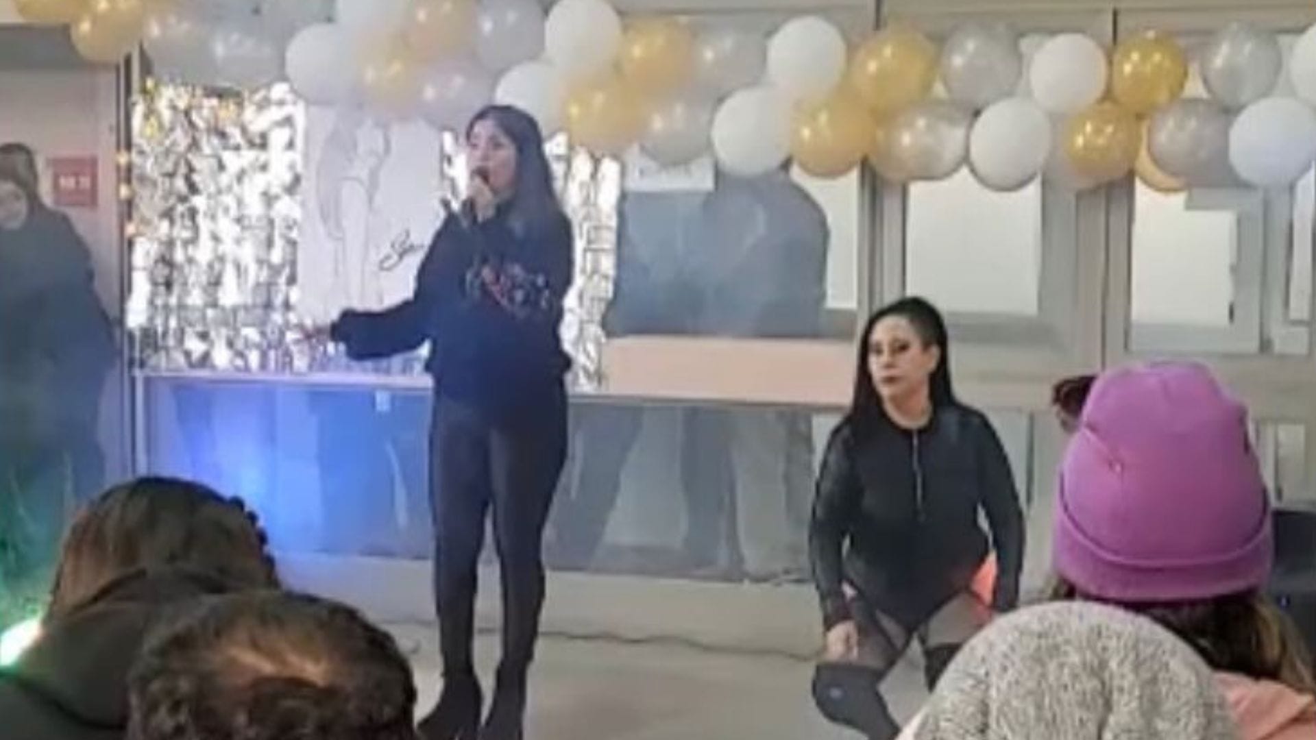 ¡Dio su versión!: Habla cantante de polémico show en Cesfam de Talcahuano