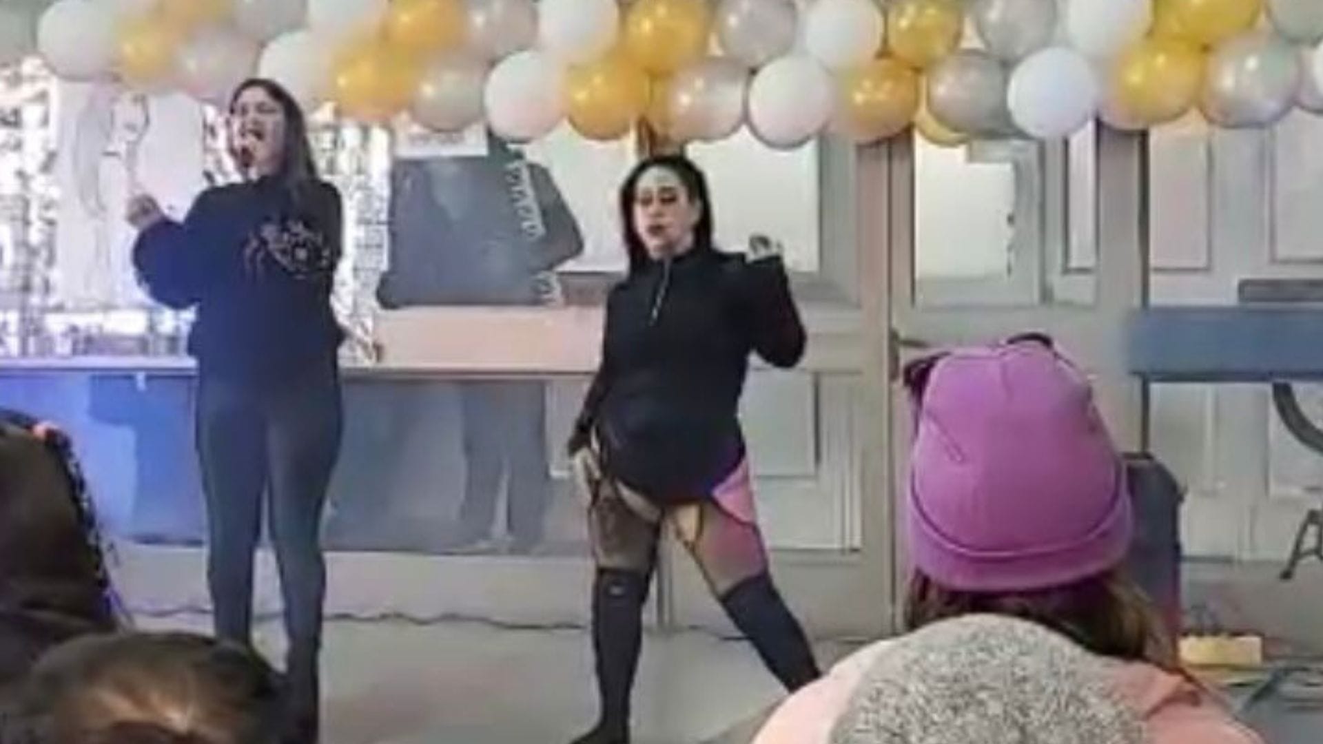 Habla bailarina de controversial show en Cesfam de Talcahuano: “No pensé que un simple baile…”