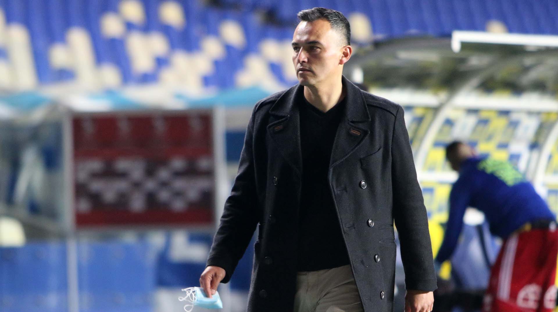 Deportes Concepción tiene que buscar técnico rápidamente para sortear la crisis en Segunda