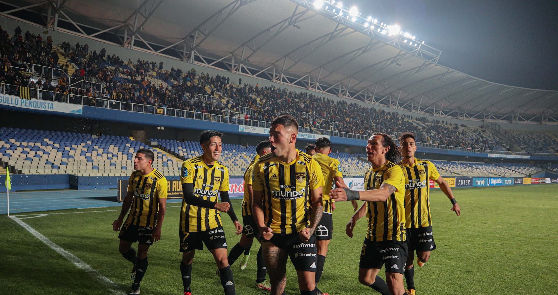 Fernández Vial sube su nivel y sólo falta coronar con una victoria en la Segunda División
