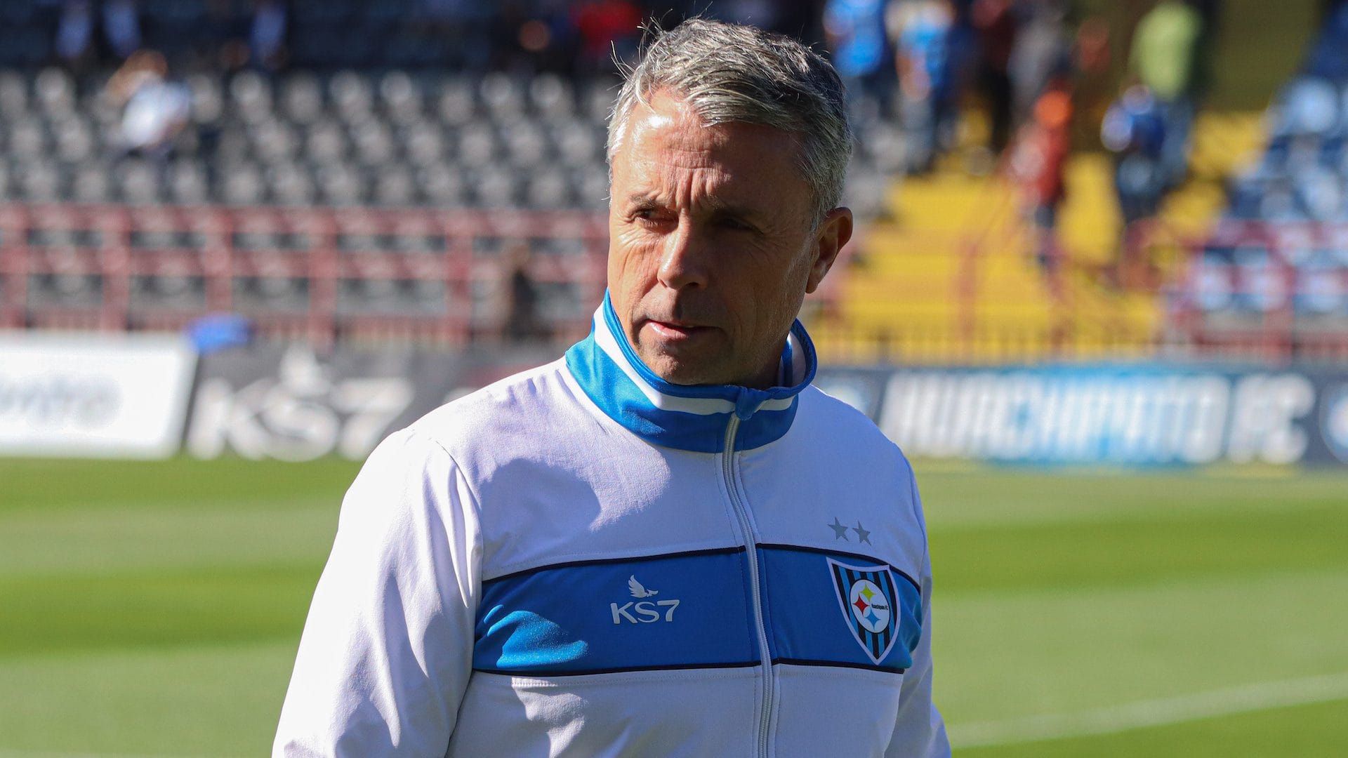 Gustavo Álvarez se aleja de Talcahuano: DT de Huachipato es tentado por poderoso de América