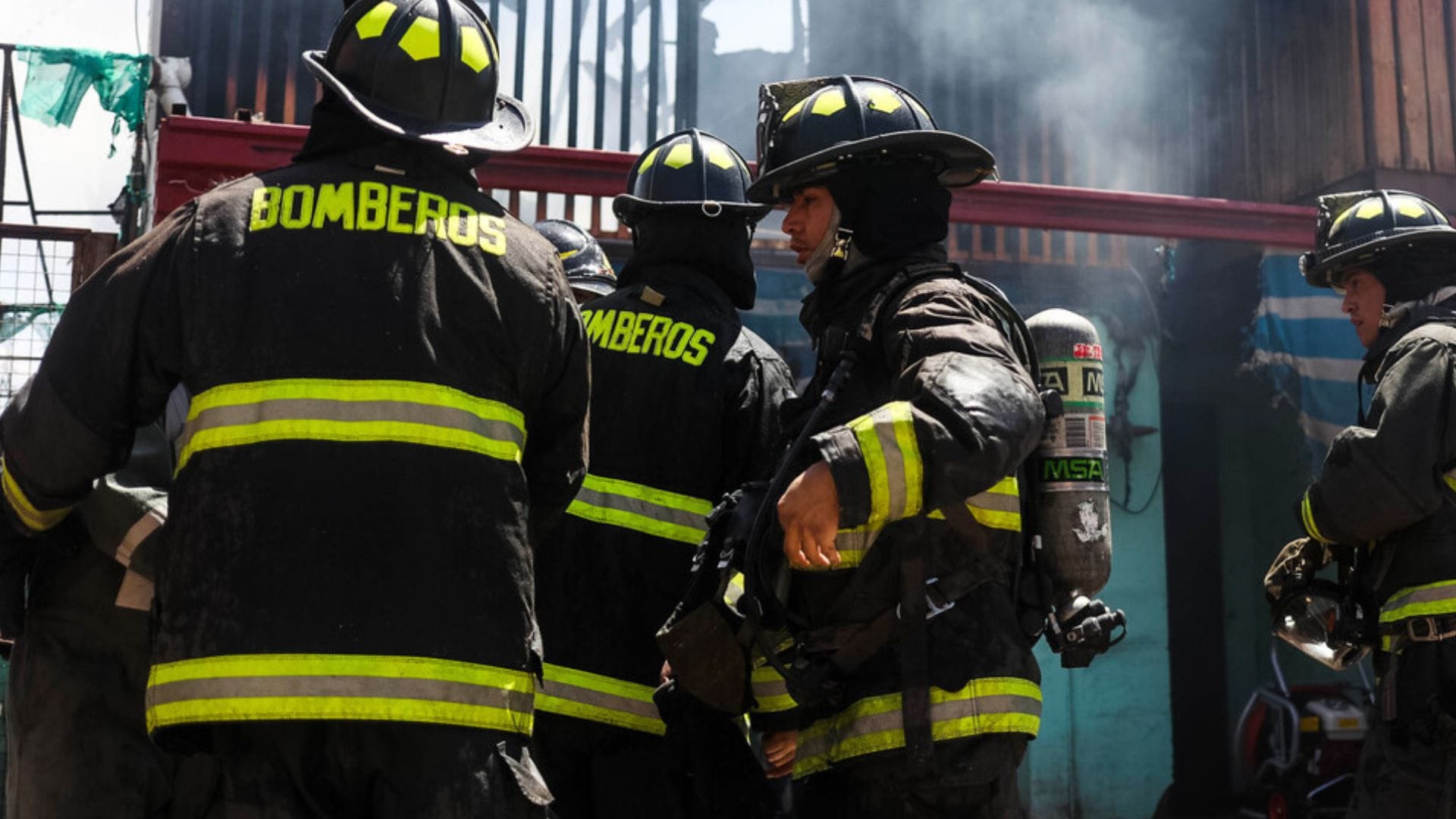 La hallaron entre los escombros: Adulta mayor murió tras incendio en Puerto Montt