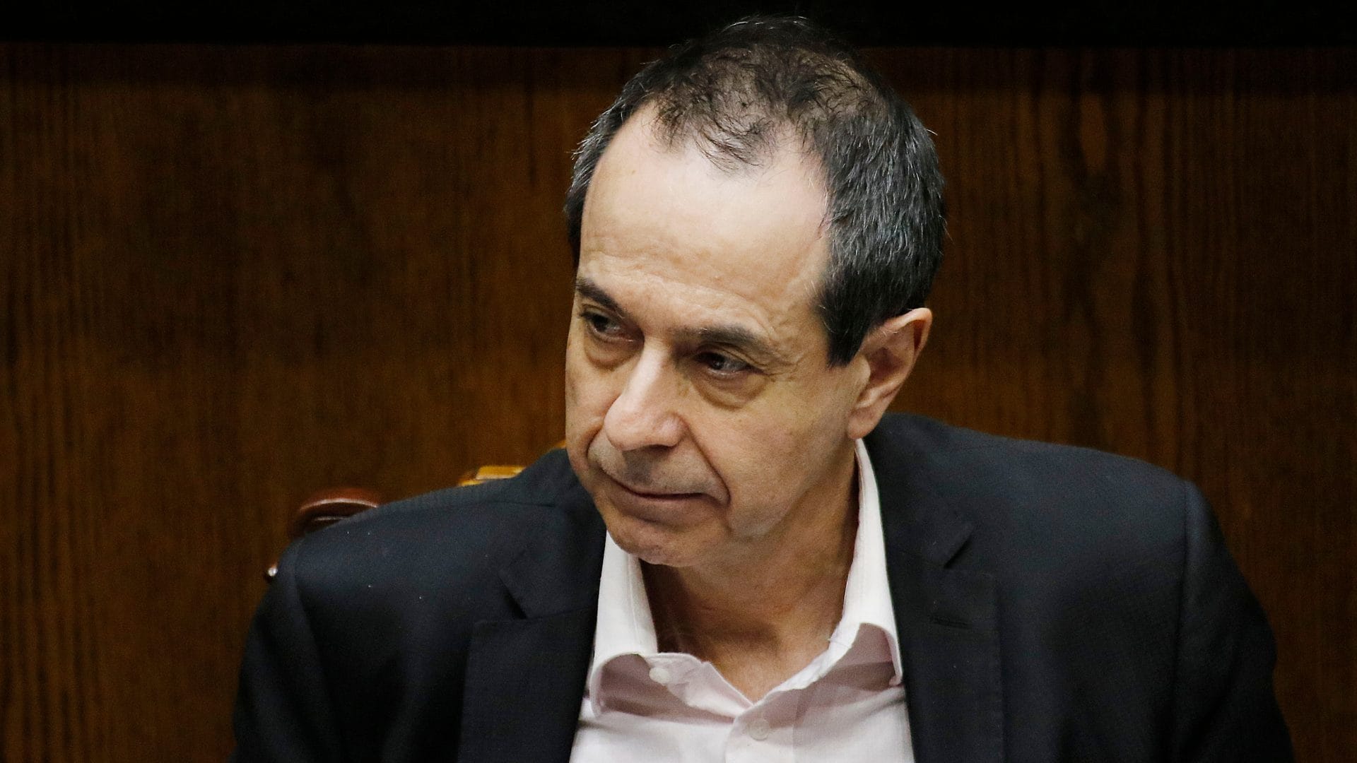 Trabajadora reveló las “bromas sexualizadas” del ex subsecretario Larraín