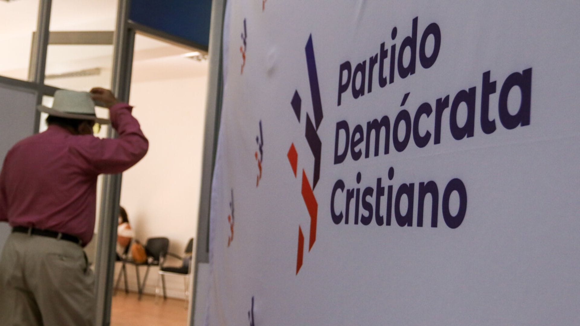 ¿Entrar o no entrar el Gobierno?: El debate que se vive al interior de la DC