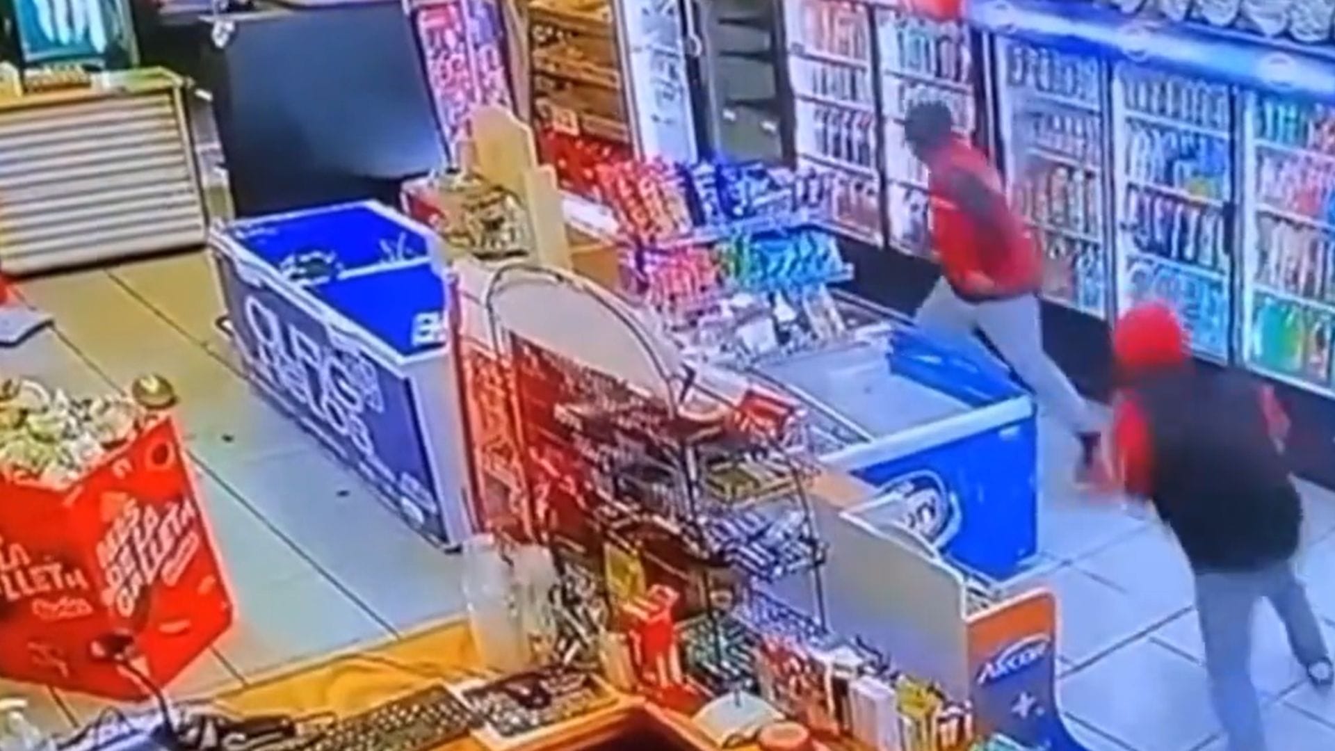San Pedro de la Paz: Trabajador de minimarket fue baleado tras ser violentamente asaltado