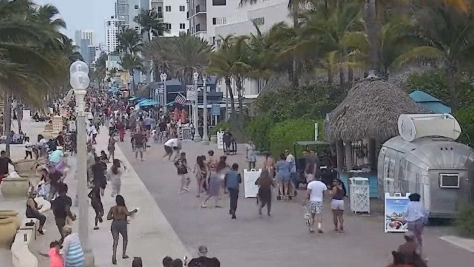 Reportan terrible tiroteo en Hollywood Beach el cual dejó al menos nueve heridos, incluidos menores de edad
