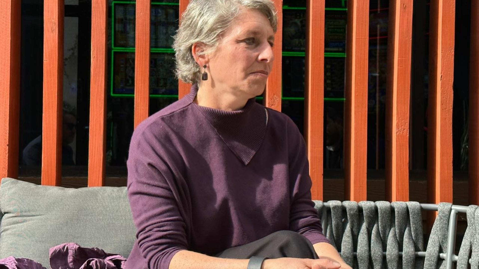 Mantener principio subsidiario del Estado y restituir capítulo de FF.AA: Las convicciones de Patricia Spoerer, constituyente electa del Biobío