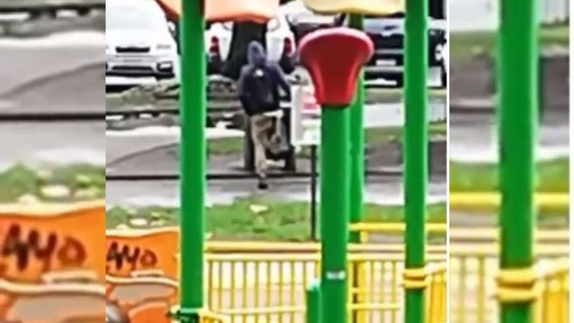 Trascienden imágenes de sujeto que rompe mobiliario público en Parque Ecuador de Concepción