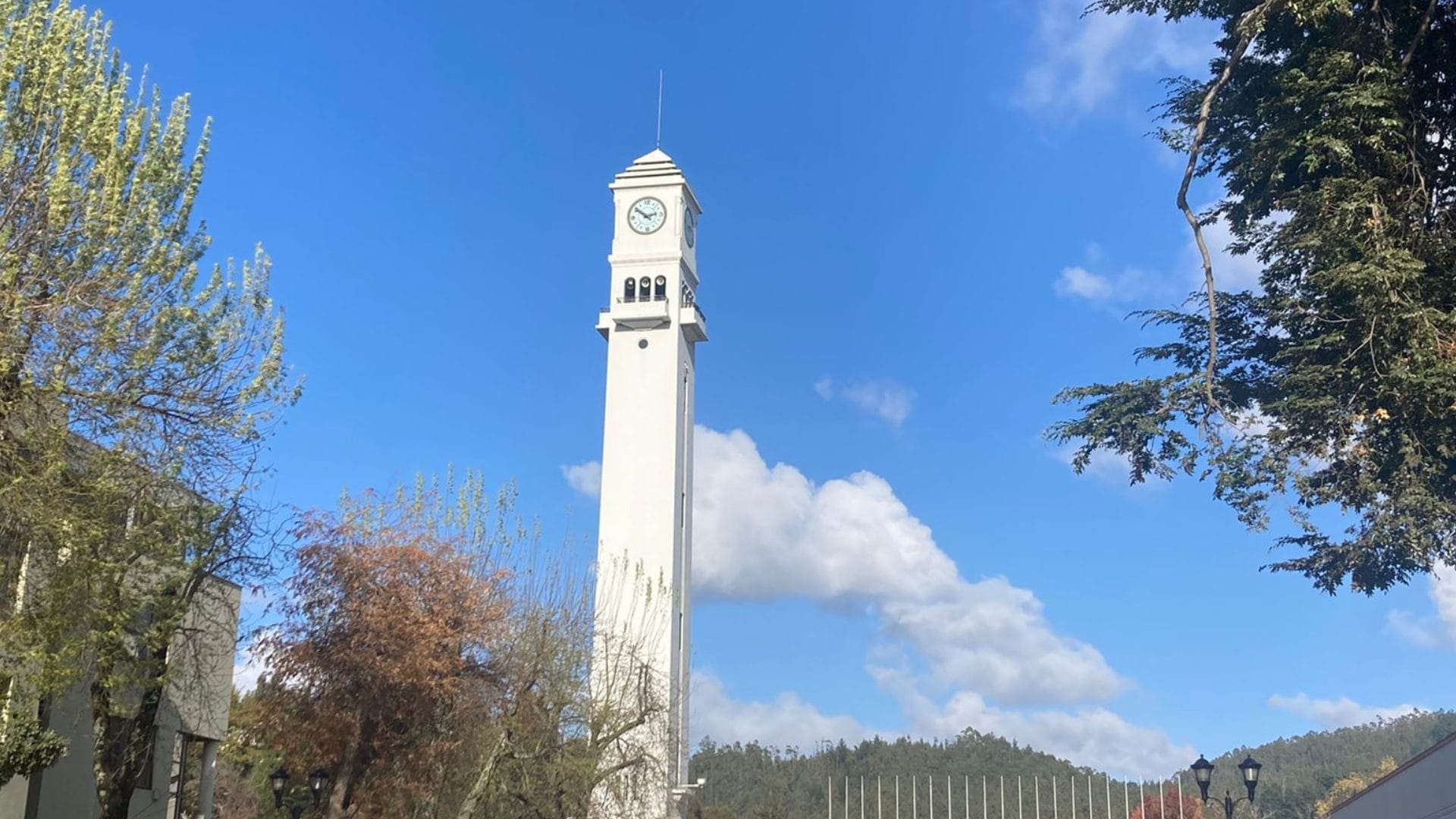 Universidad de Concepción pone a resguardo el Campanil y limita uso de imagen con marca tridimensional