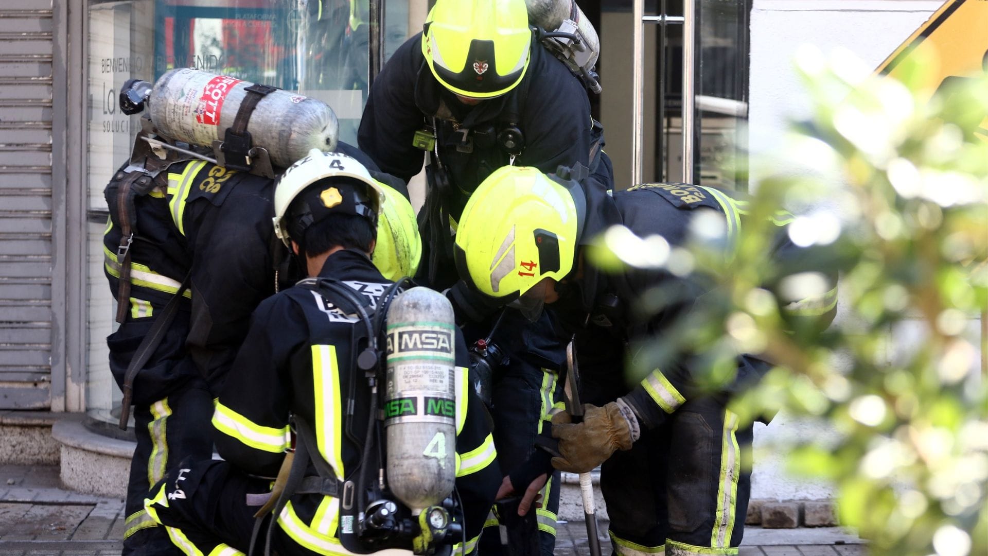 Suspenden clases y abren investigación: Explosión de gas en un jardín infantil dejó tres personas lesionadas en Corral