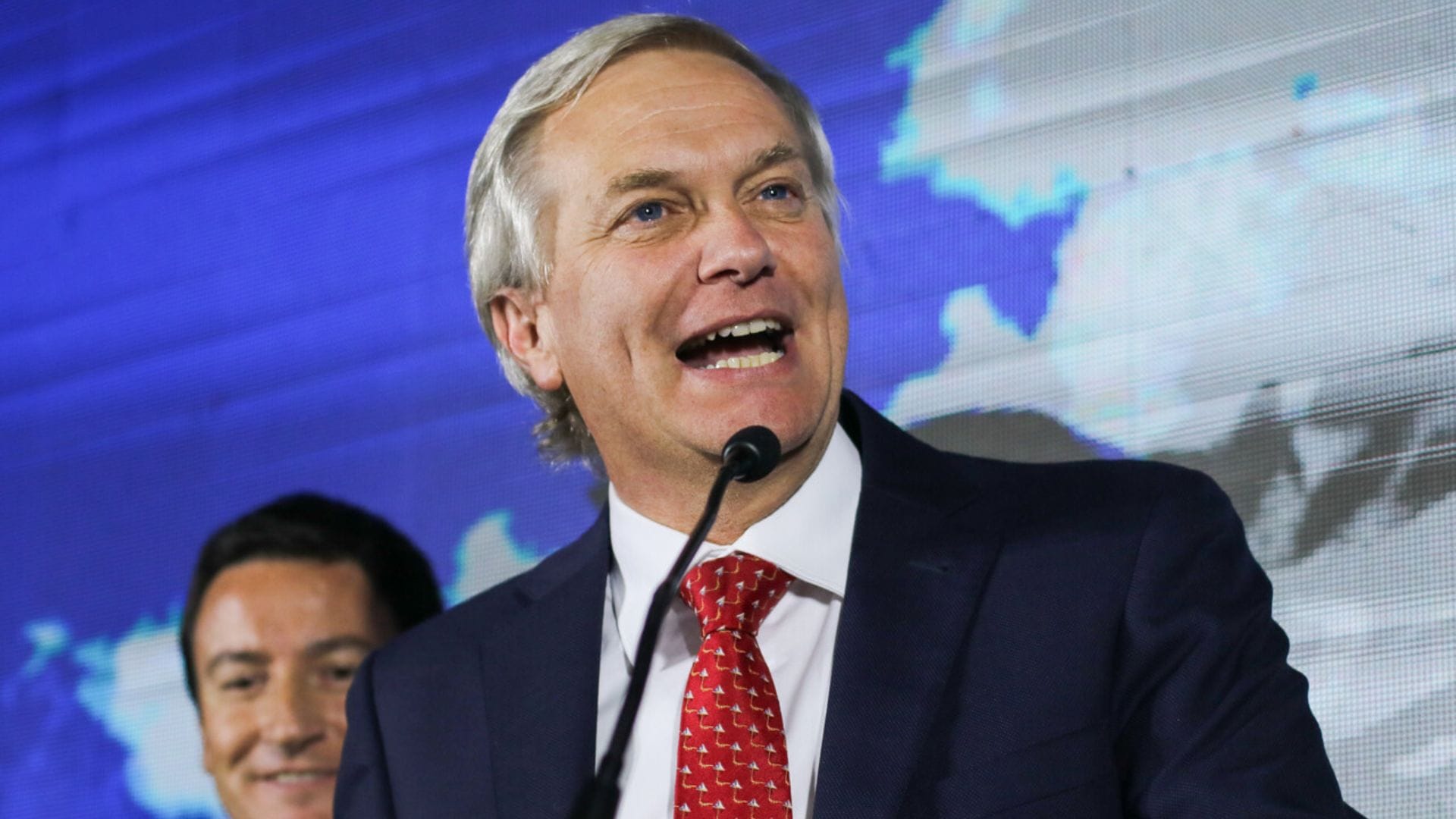 Cadem: Imagen positiva de José Antonio Kast aumentó a 54% alcanzando su nivel más alto desde 2018