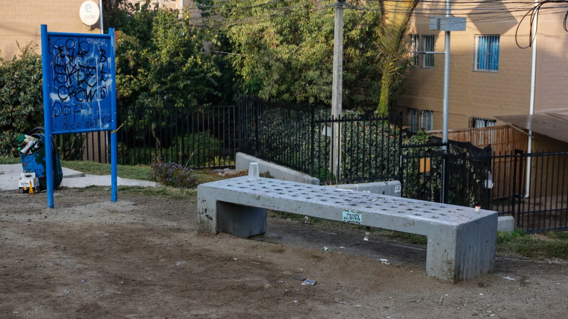 Balean a joven por no bajar la música en Maipú: Vecino lo increpó y disparó en la vía pública