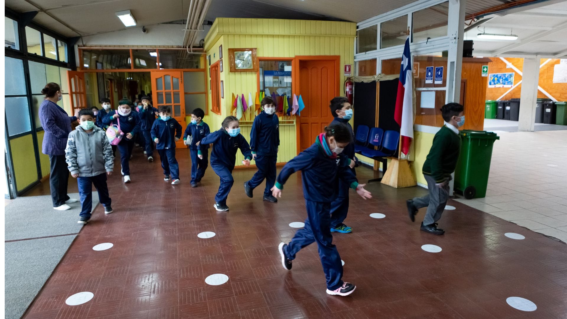 Colmed pide adelantar las vacaciones de invierno por enfermedades respiratorias: Salud cierra la puerta a la idea