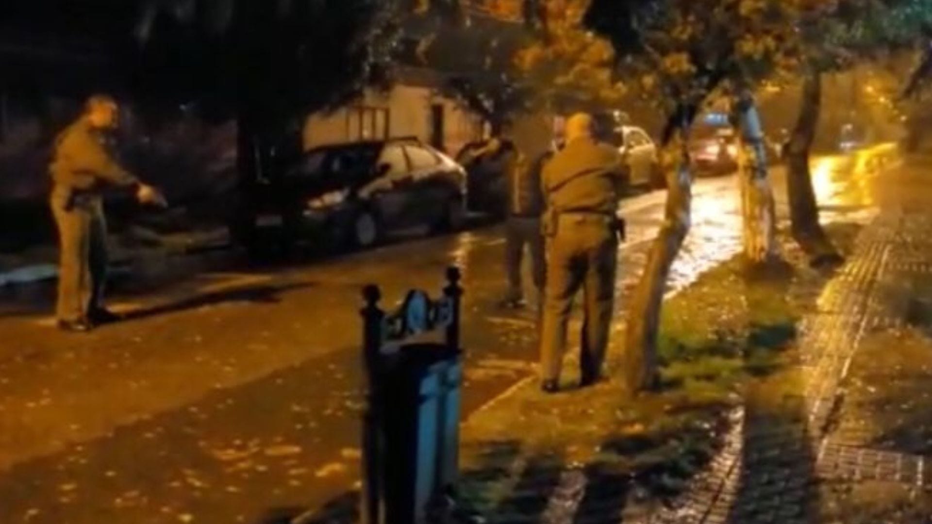 Sujeto irrumpió con dos cuchillos en comisaría de Angol: Amenazó a mujer y Carabineros