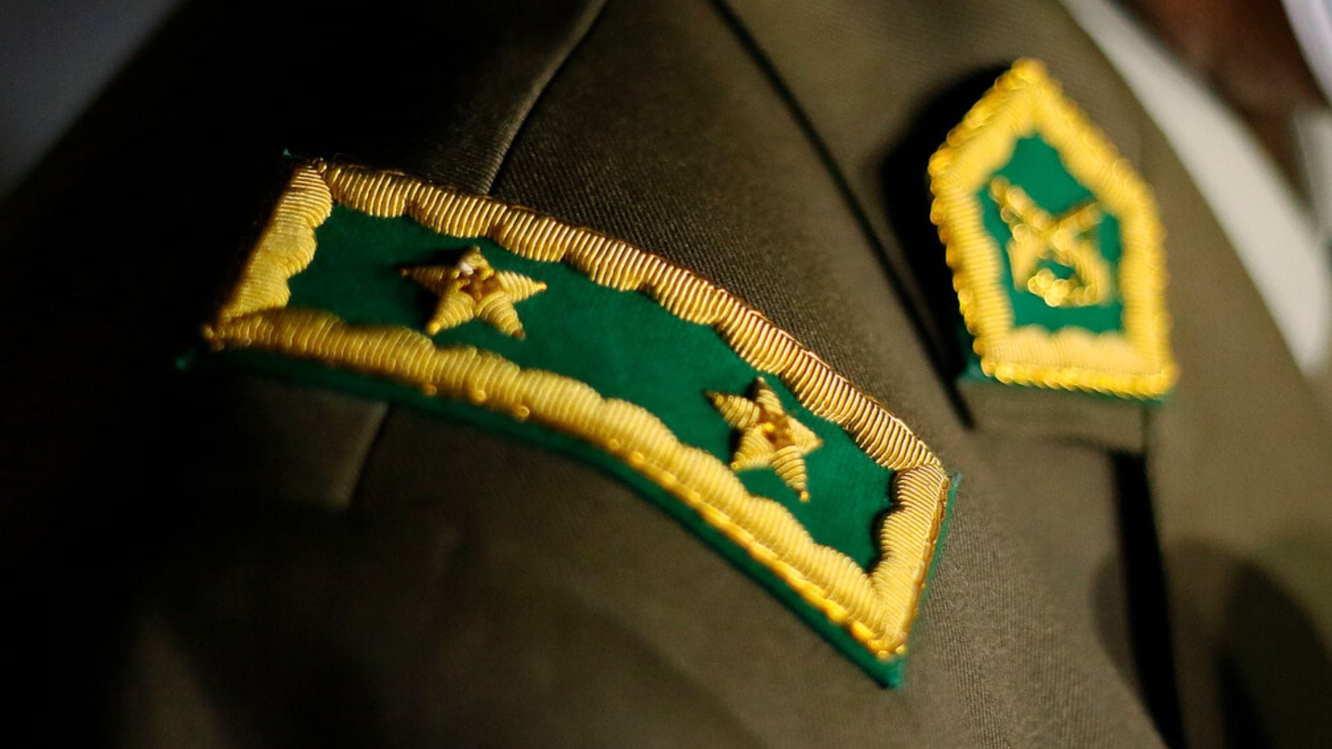 Capitán de Carabineros fue sorprendido robando mercadería en supermercado de Temuco