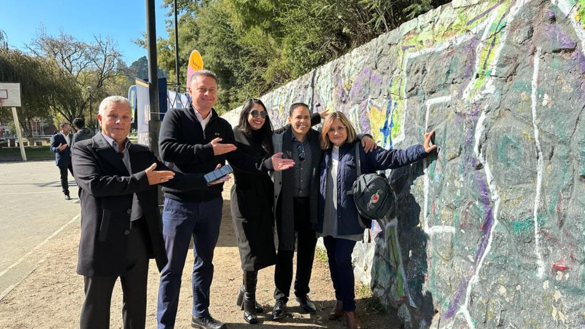 Contará la historia del circo: Mujeres crearán mural en el Parque Ecuador de Concepción