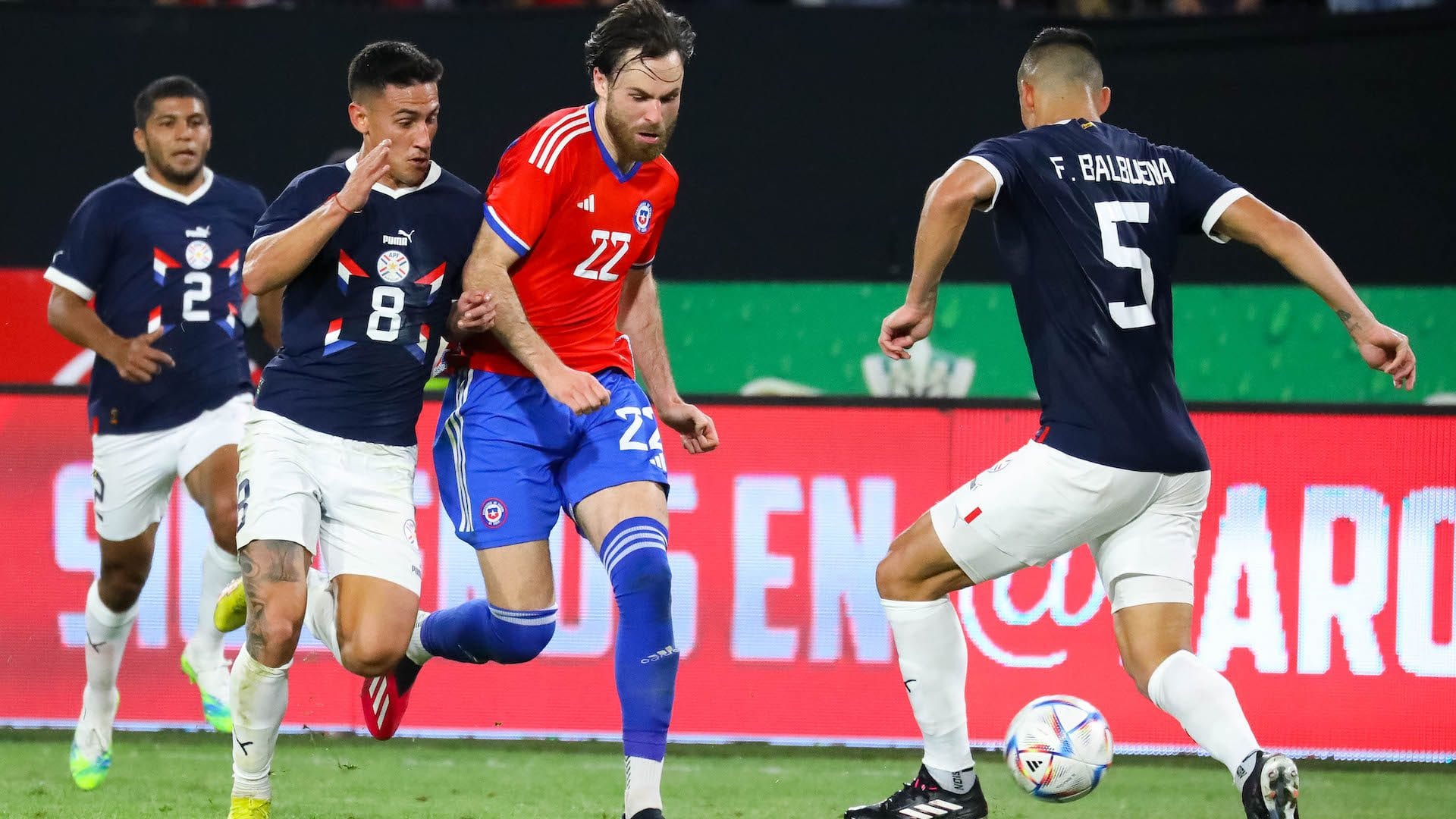 La Selección Chilena ya está en Concepción para volver a jugar en Collao tras una década de espera