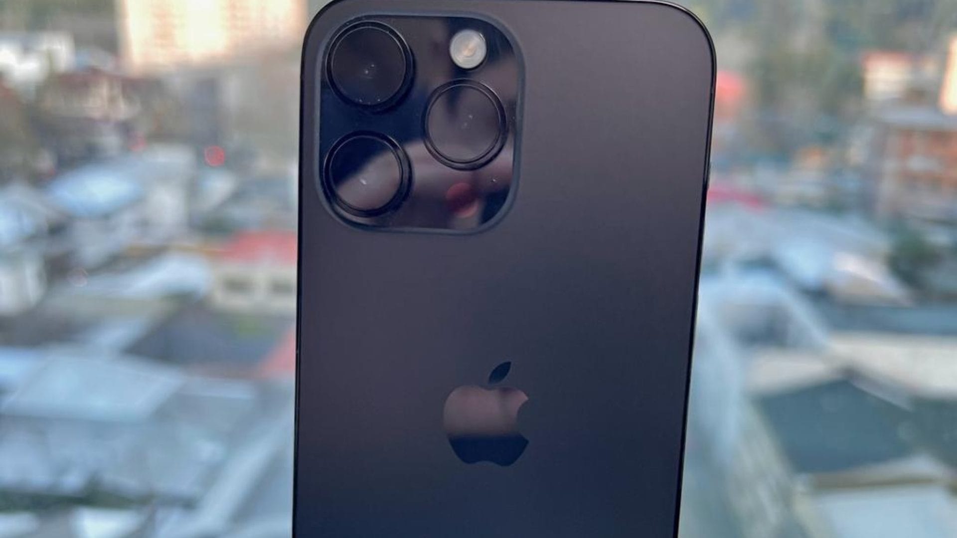 Apple bate billonario récord en Wall Street