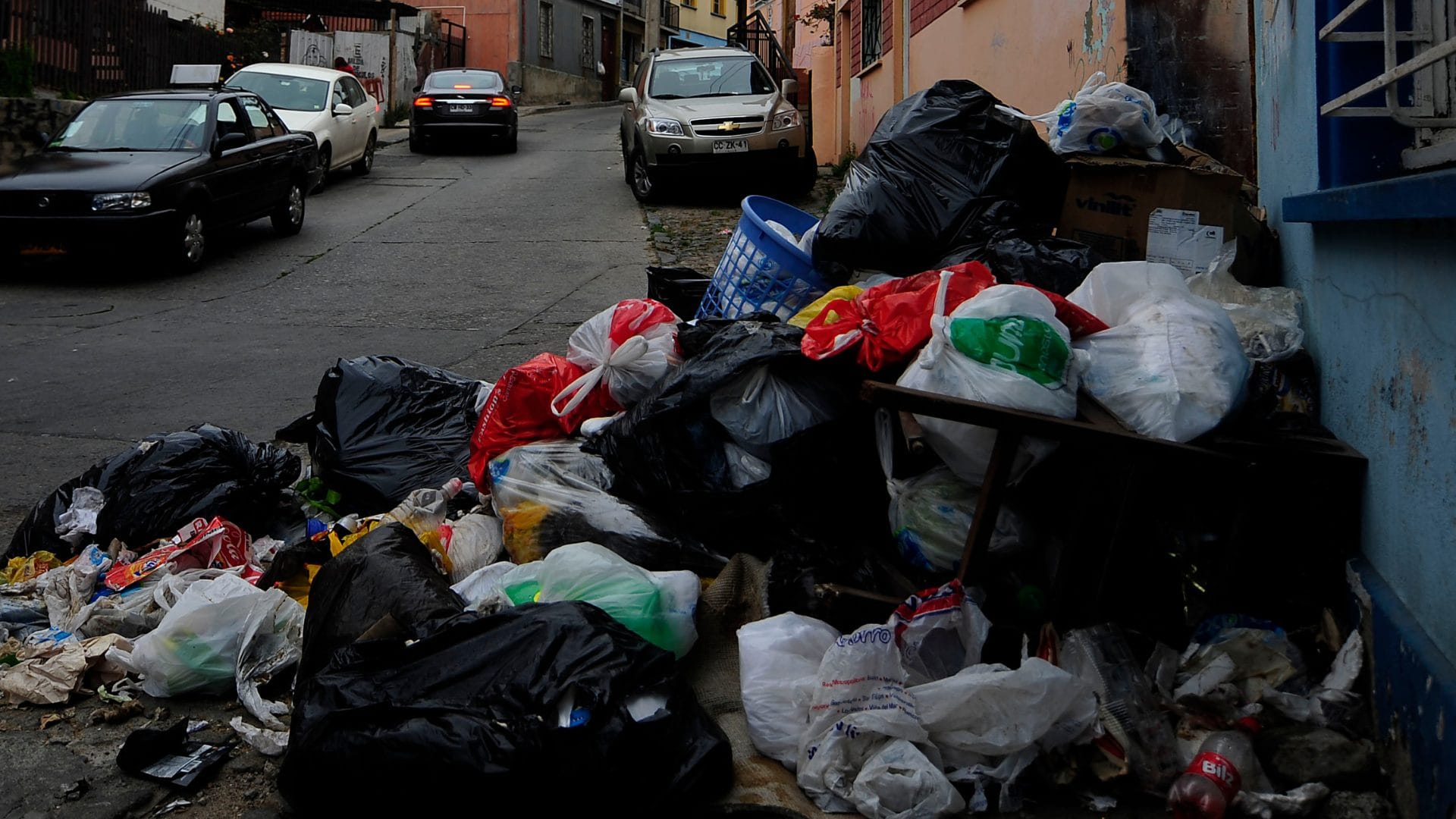 Relleno sanitario de Cemarc en Penco está próximo al cierre agravando crisis de la basura: Buscan extender su funcionamiento