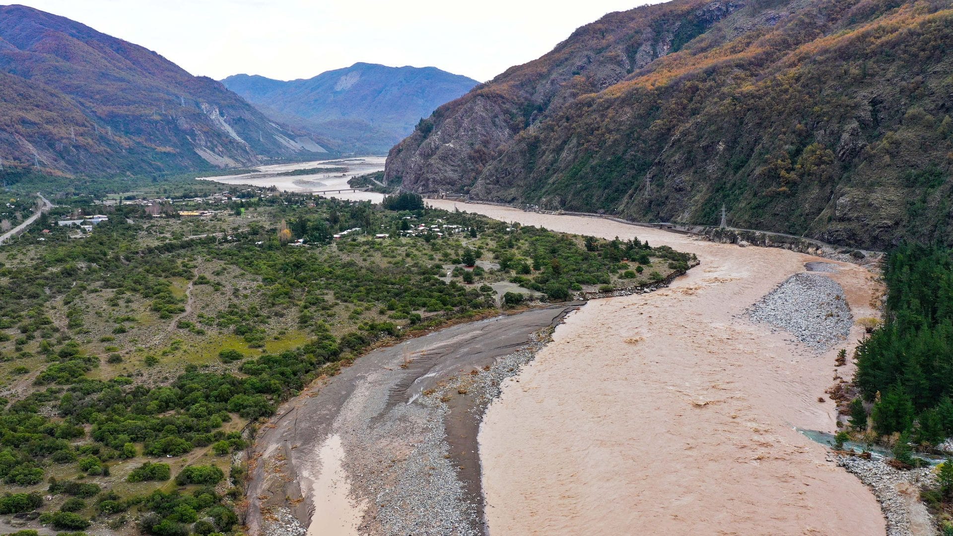 Embalses desde Valparaíso a Biobío suben su capacidad acumulada de agua tras las lluvias