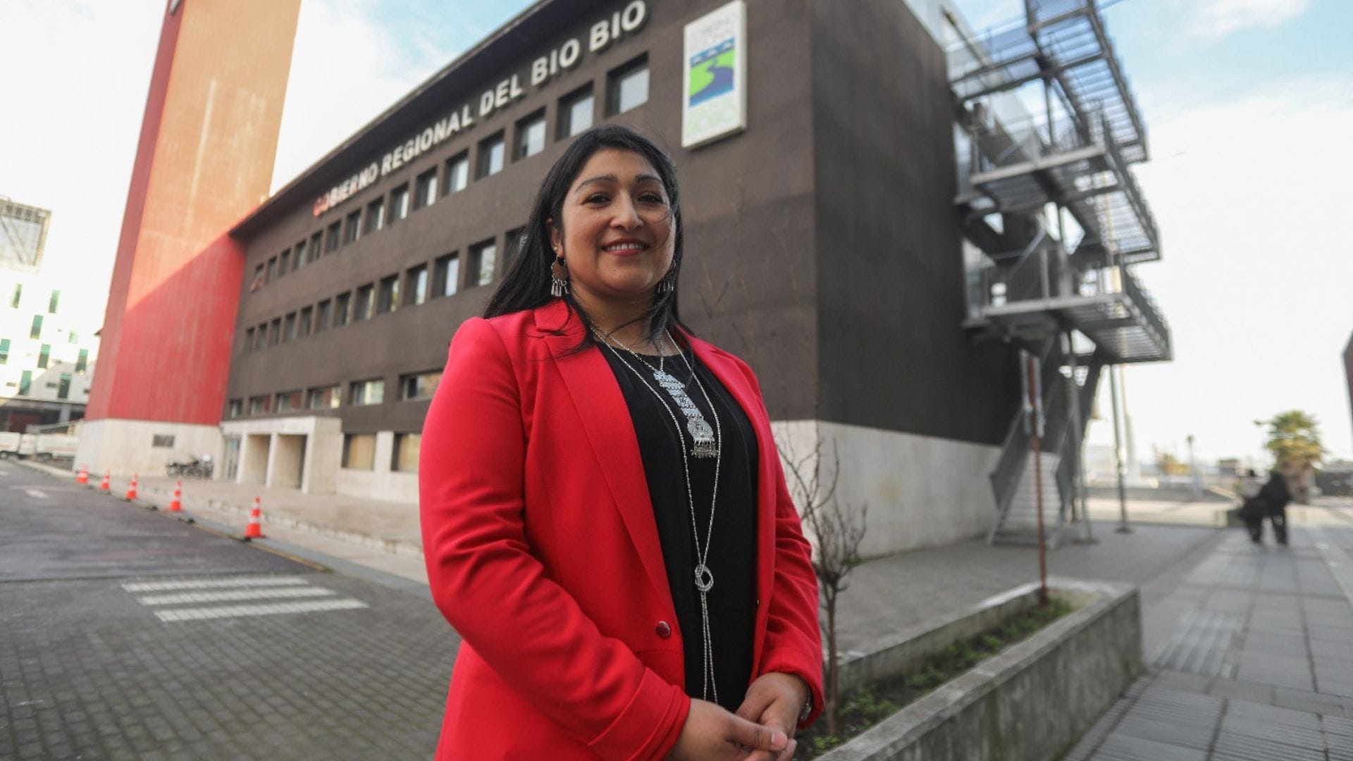 “El diálogo tiene que ser con todos aquellos que estén dispuestos a dialogar”: Gloria Callupe y primeras definiciones de la comisionada del Biobío por la paz