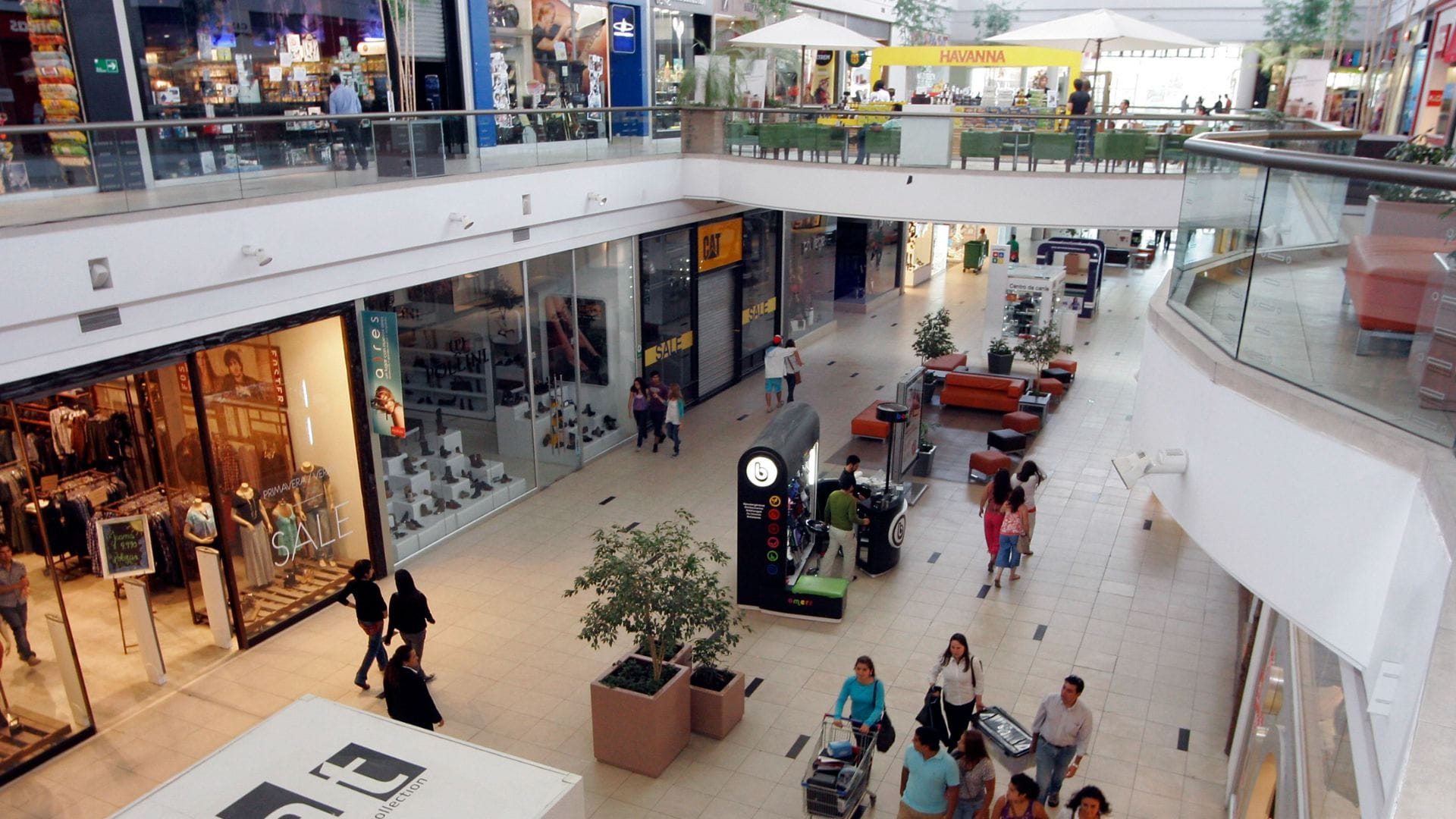 Dramático descenso del comercio: Actividad económica en Chile anota tercera caída consecutiva